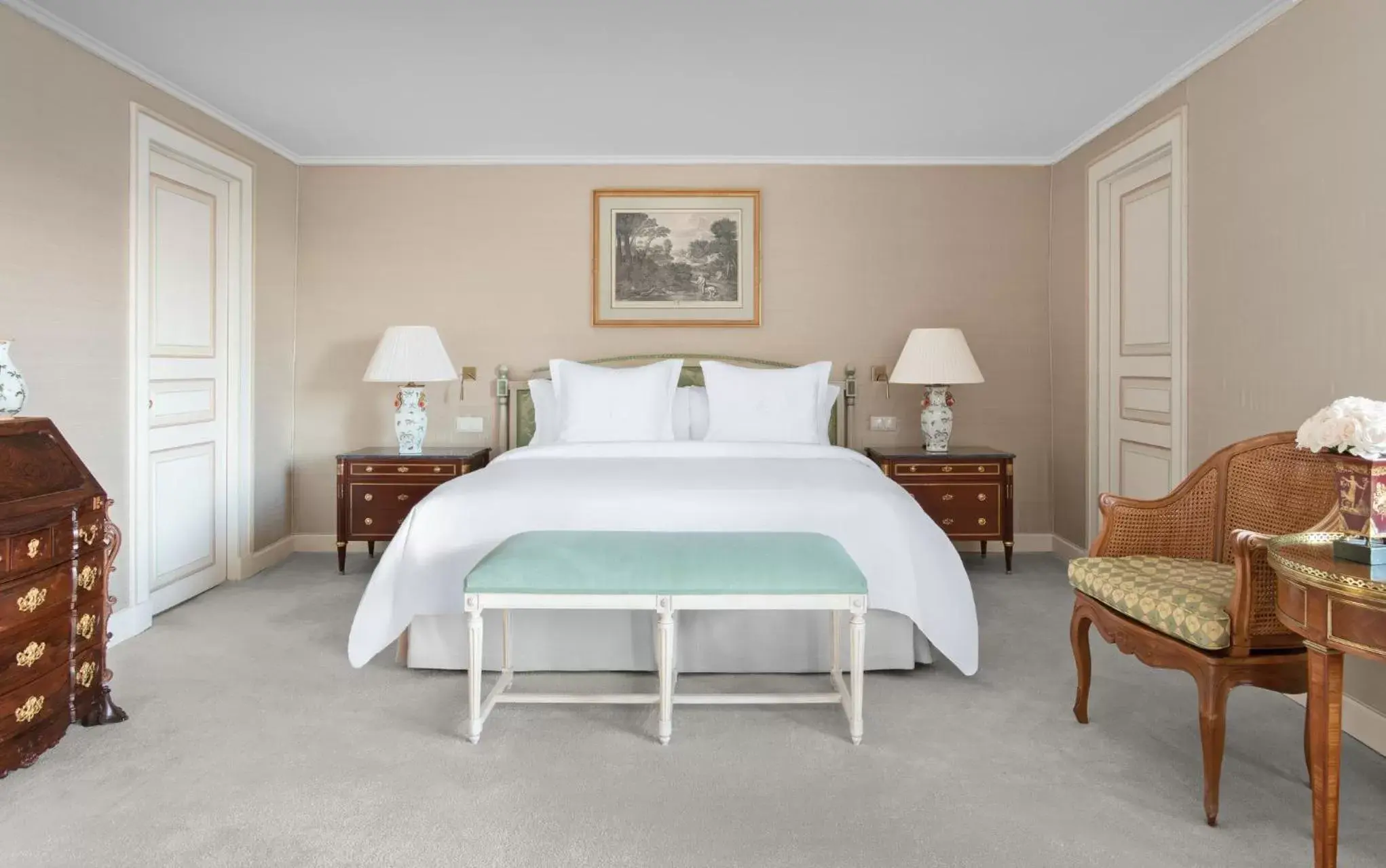 Bedroom, Bed in Four Seasons Hotel Ritz Lisbon