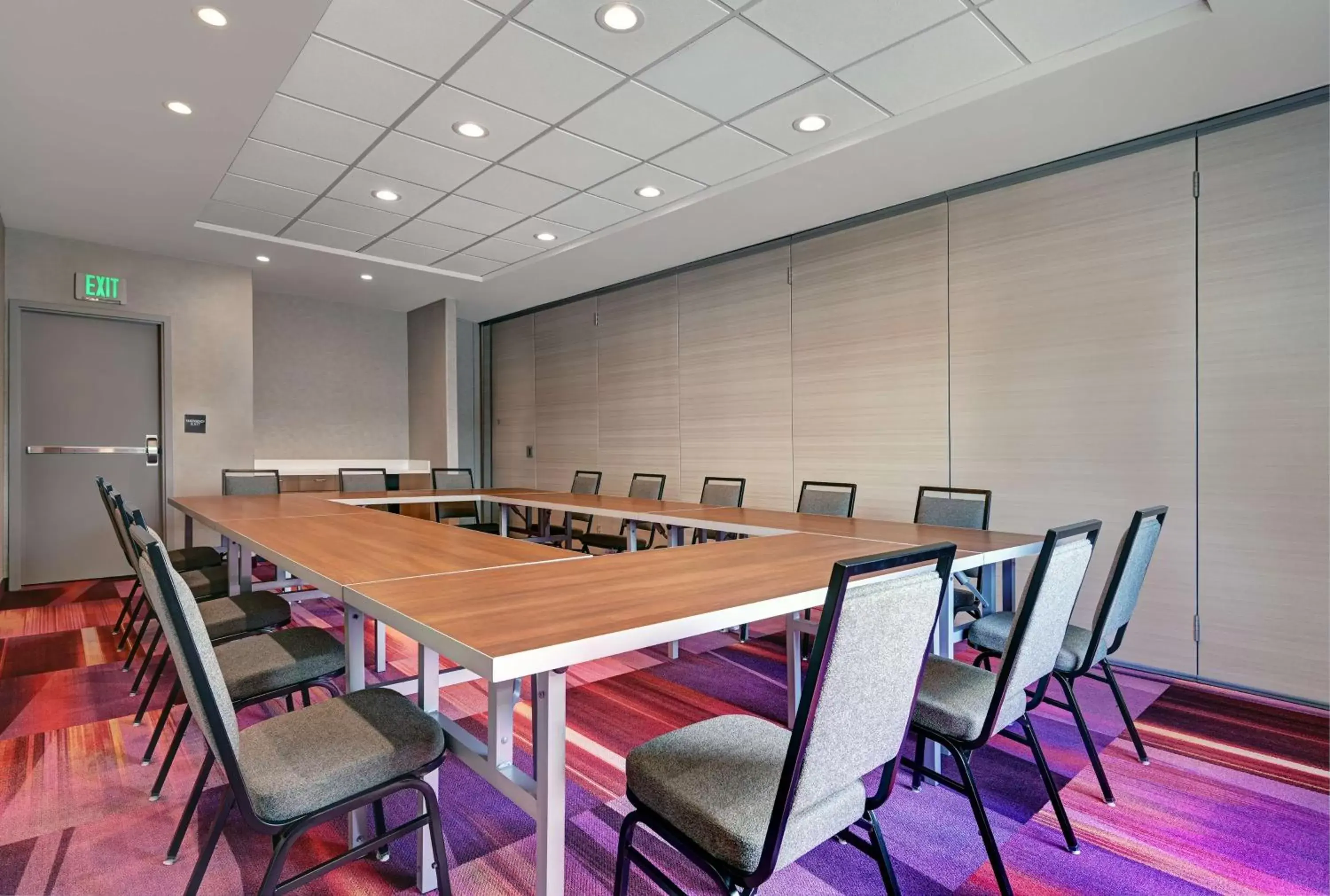 Meeting/conference room in Home2 Suites By Hilton Tracy, Ca