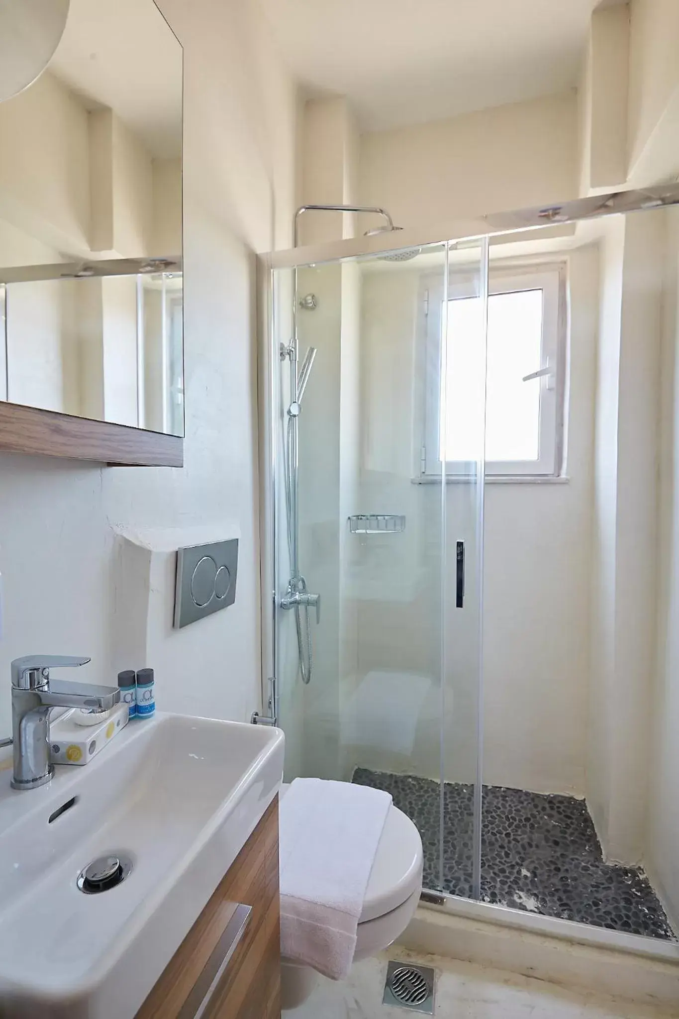 Shower, Bathroom in toStay-Unique apartment hotel in Athens center!