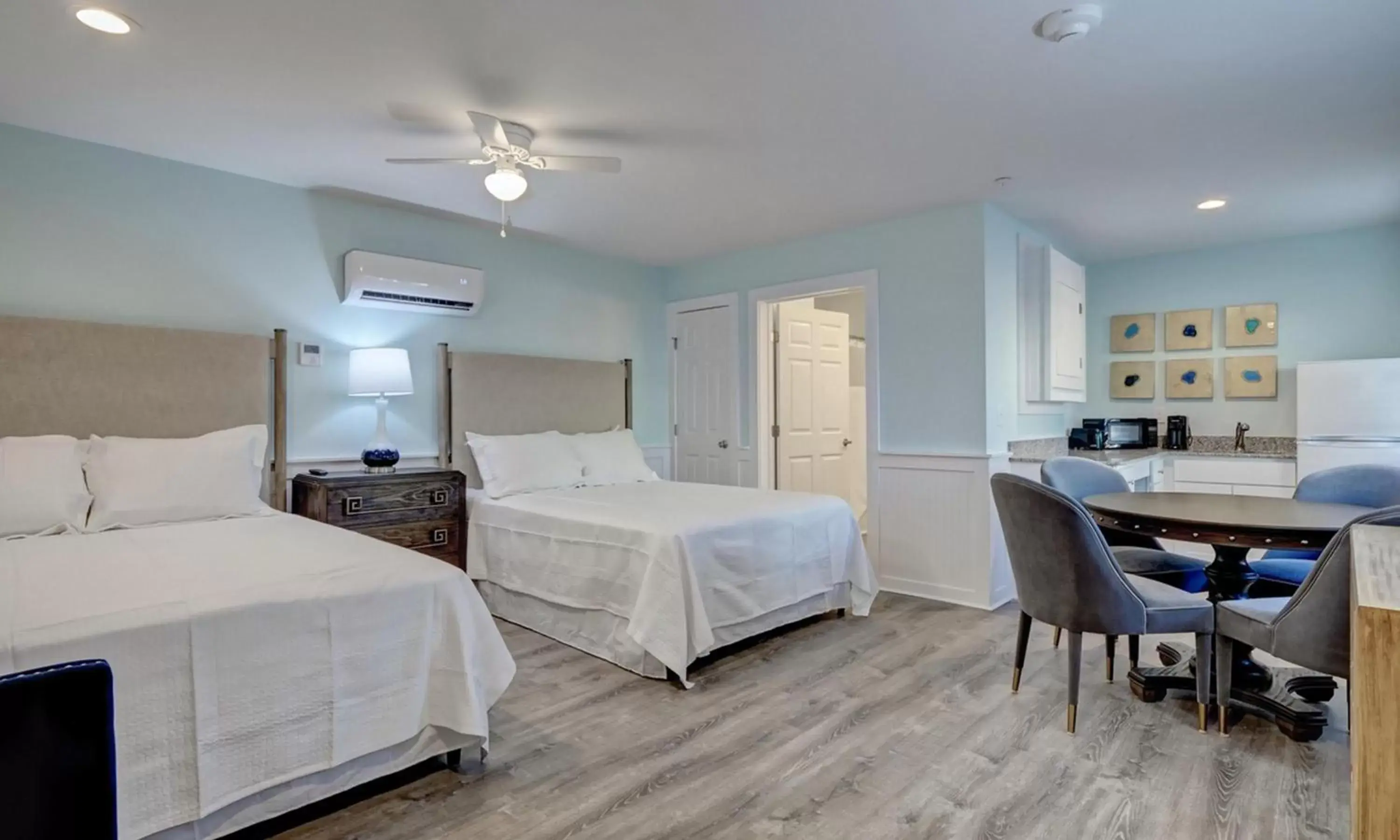Loggerhead Inn and Suites by Carolina Retreats