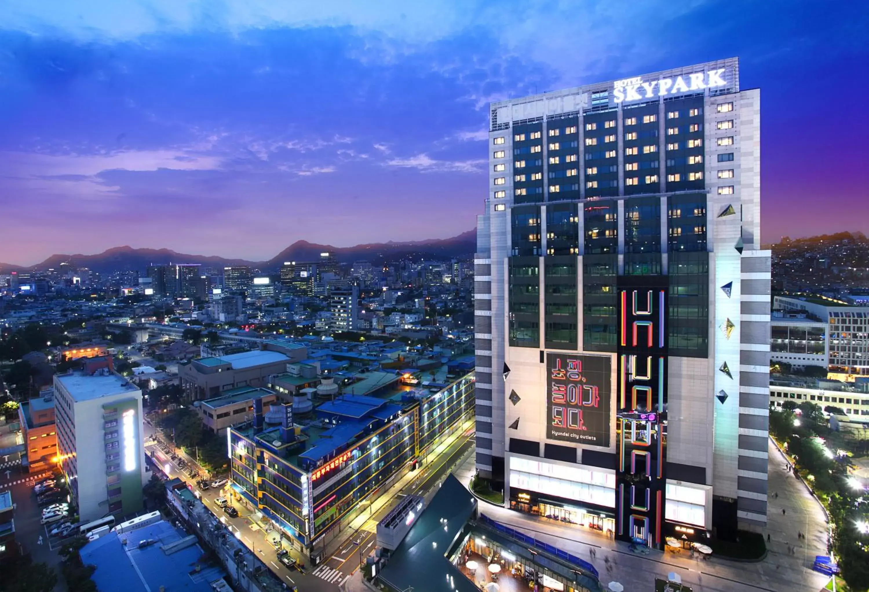 Property building, Nearby Landmark in Hotel Skypark Kingstown Dongdaemun