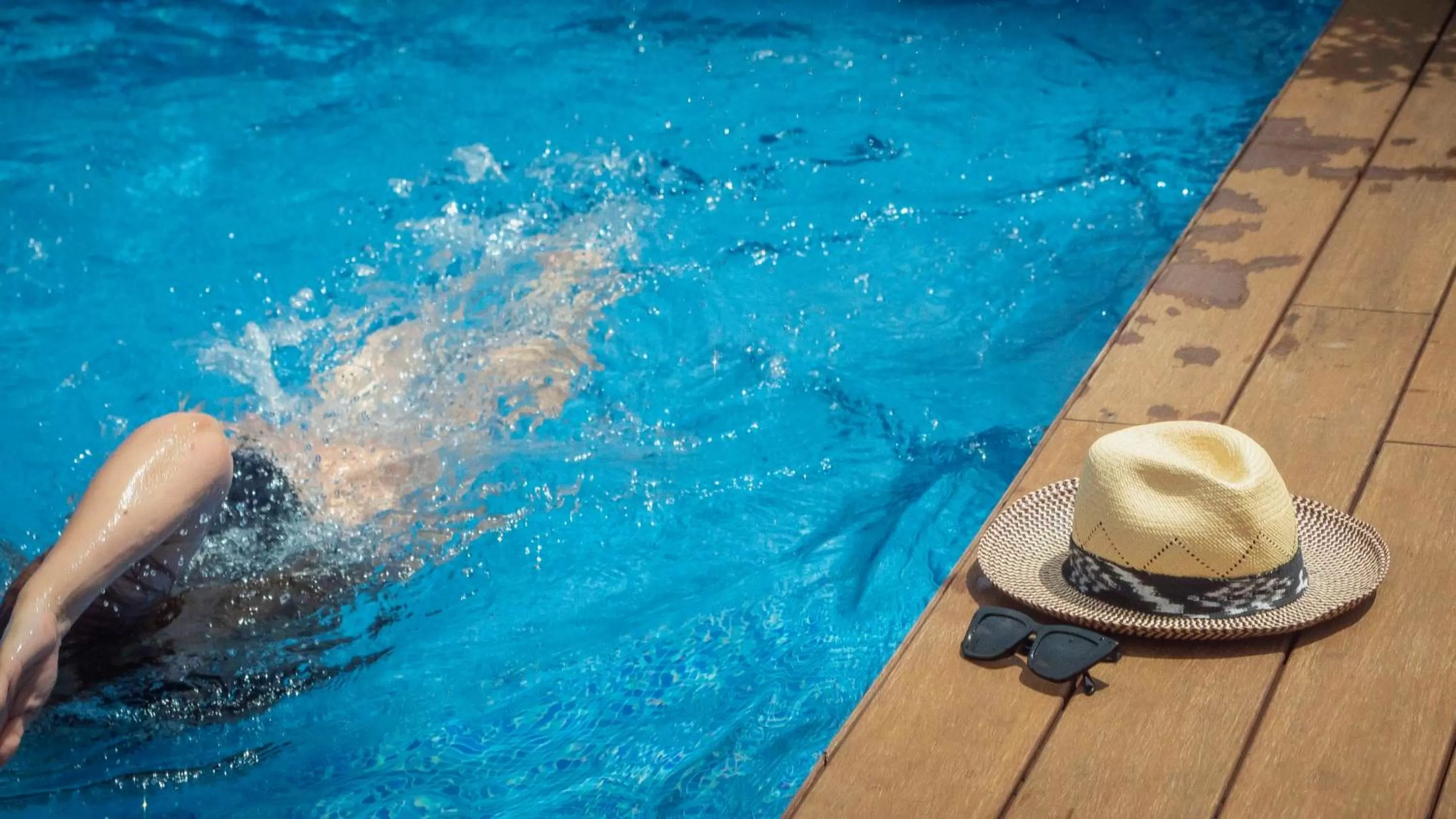 Swimming Pool in Arcelon Hotel! New Opening! Nueva apertura 2023!