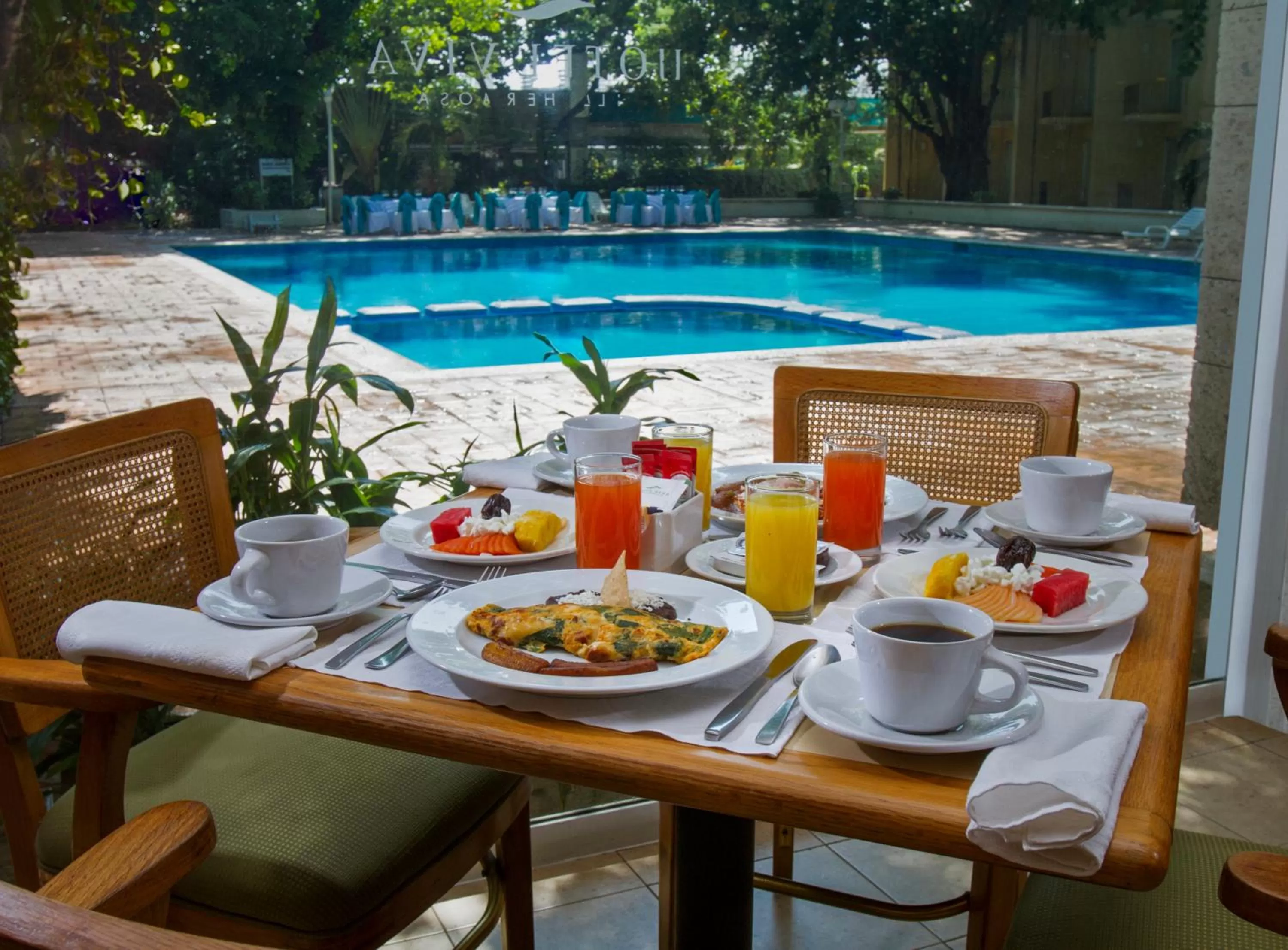 Restaurant/places to eat in Hotel Viva Villahermosa