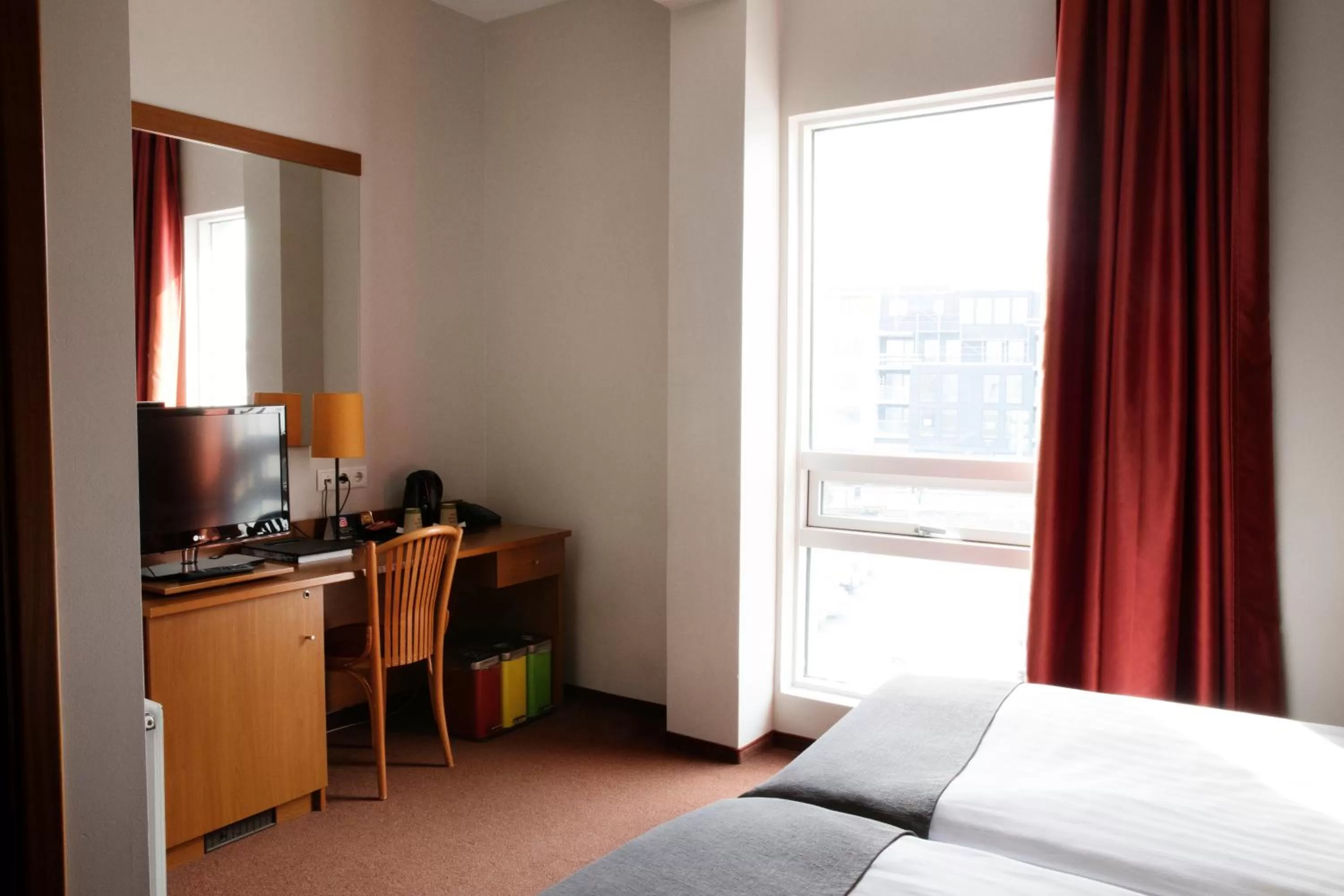 Bedroom, Bed in Fosshotel Baron