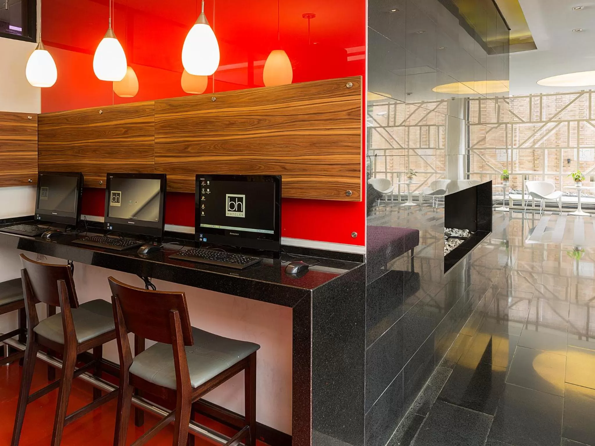 Business facilities in Hotel bh Parque 93