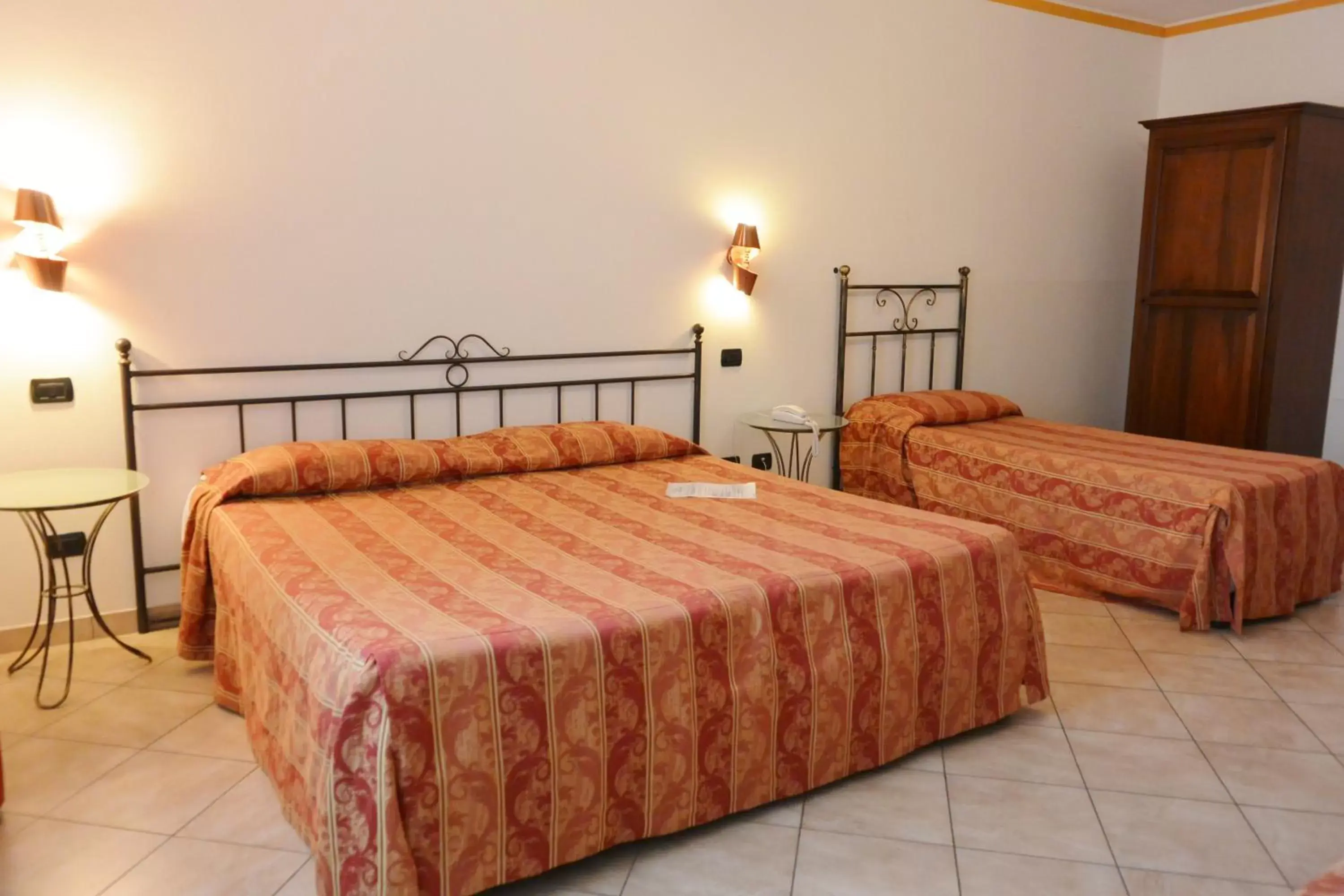 Photo of the whole room, Bed in Hotel Ristorante Italia