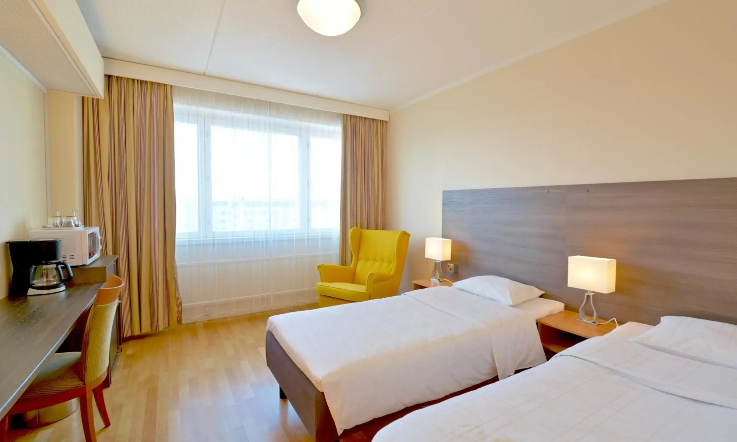 Twin Room - single occupancy in Torget Hotel Twin Room - single occupancy in Torget Hotel