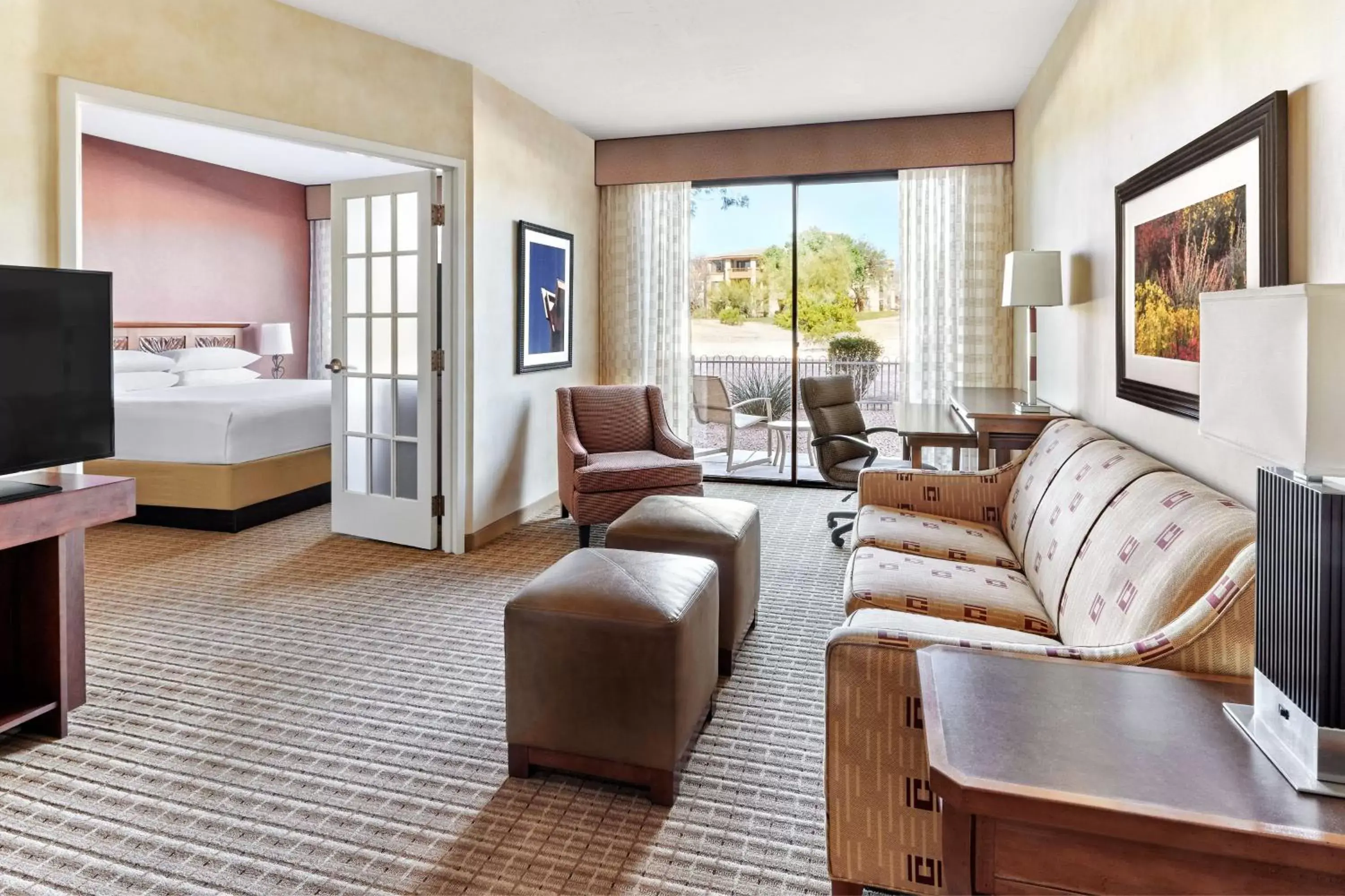 Photo of the whole room, Seating Area in Scottsdale Marriott at McDowell Mountains