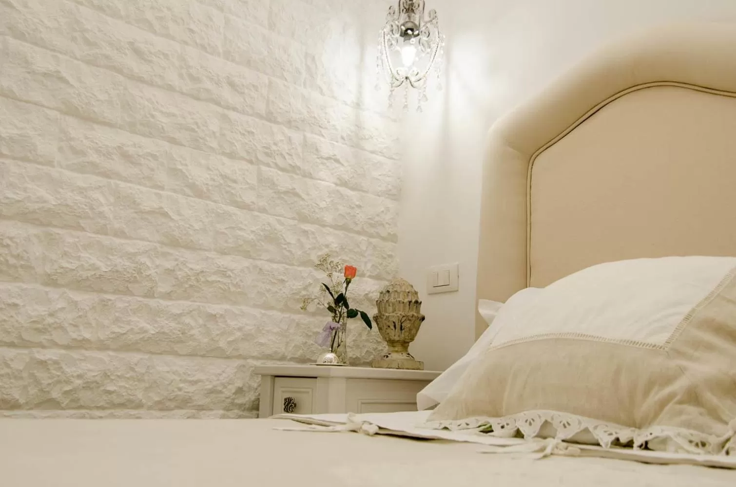 Decorative detail, Bed in Domus Rosa