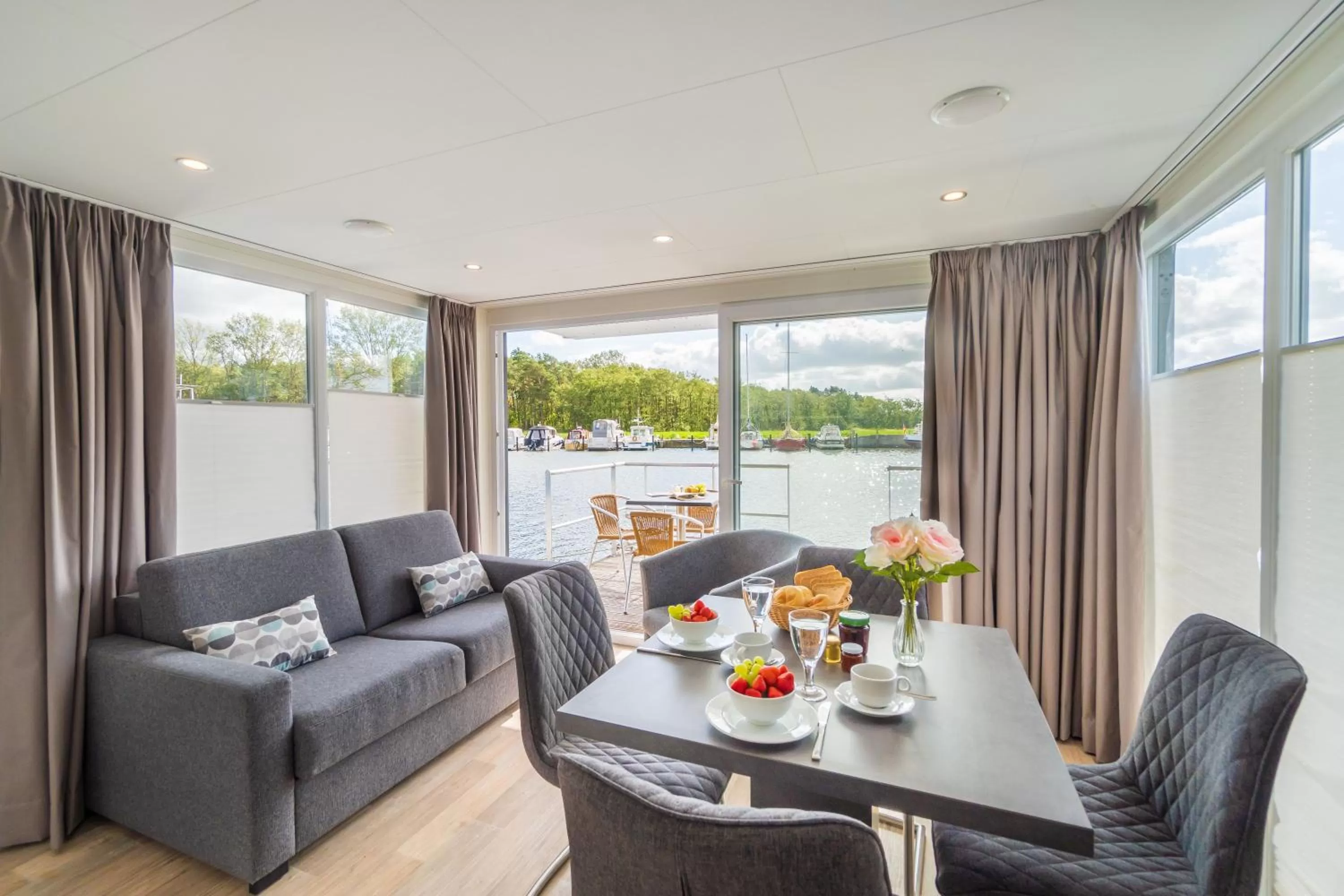 Living room in Marina Martinshafen