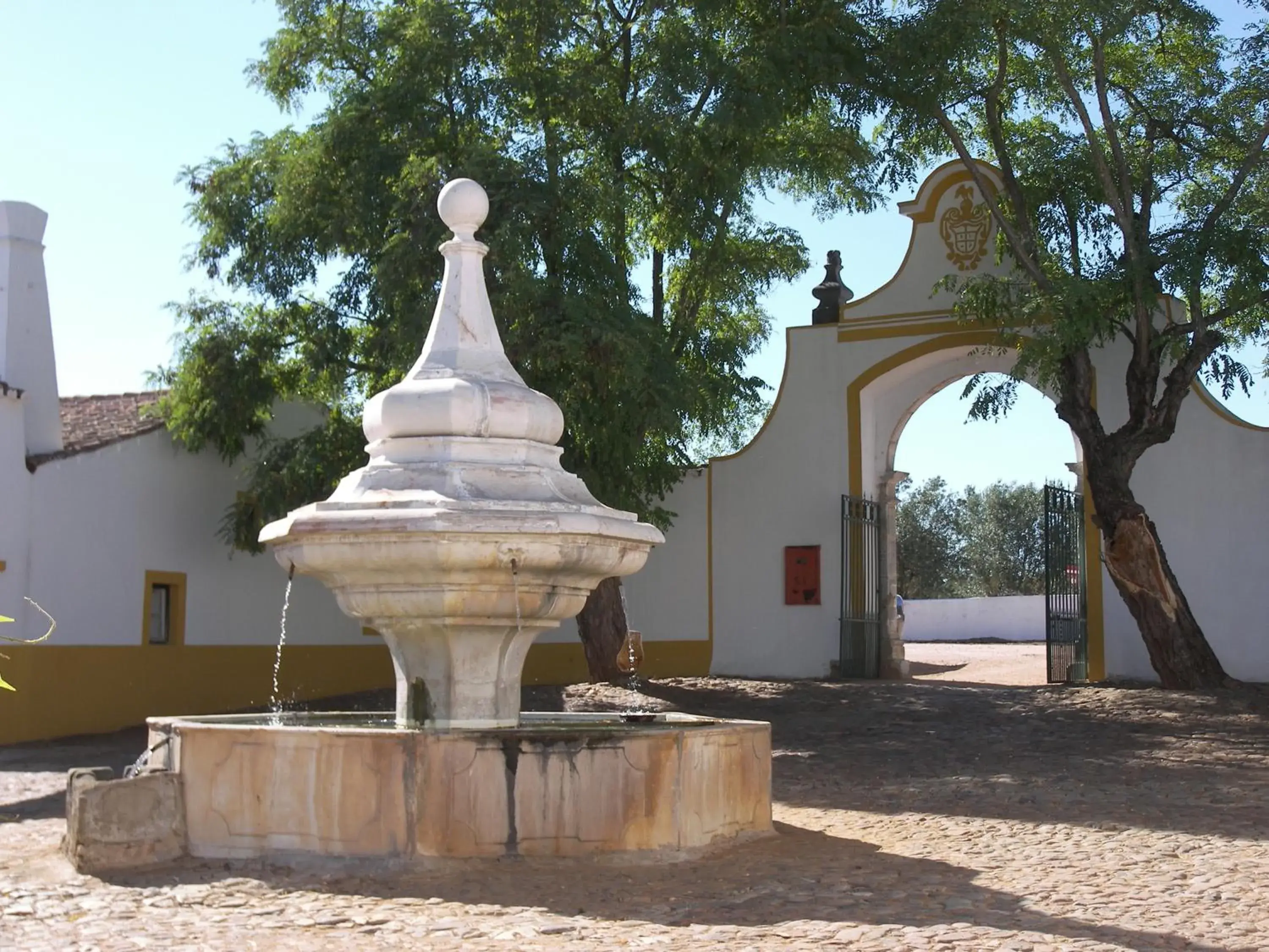 Facade/entrance in Hotel Rural Quinta de Santo Antonio