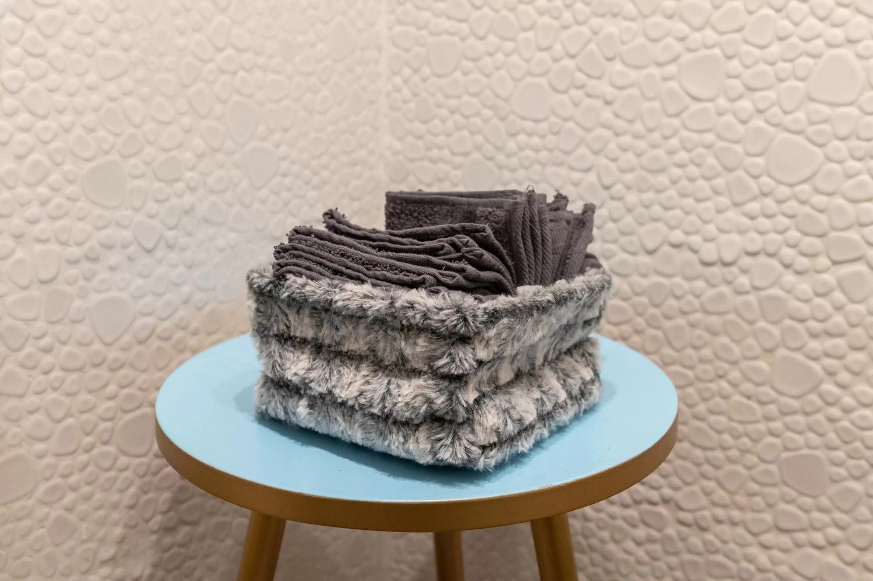 Bathroom in ROOMITO apartments