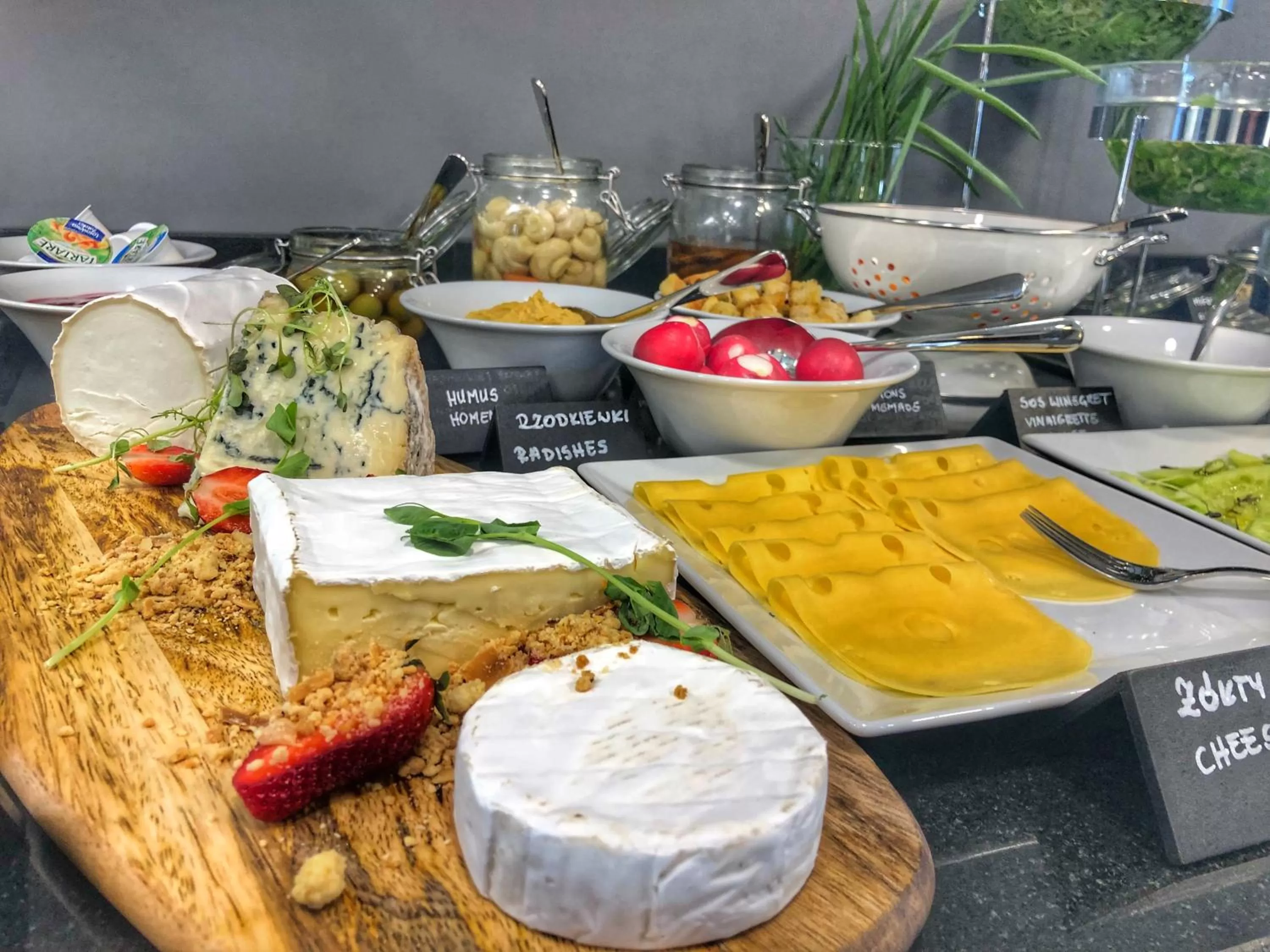 Buffet breakfast in IBB Hotel Gdańsk