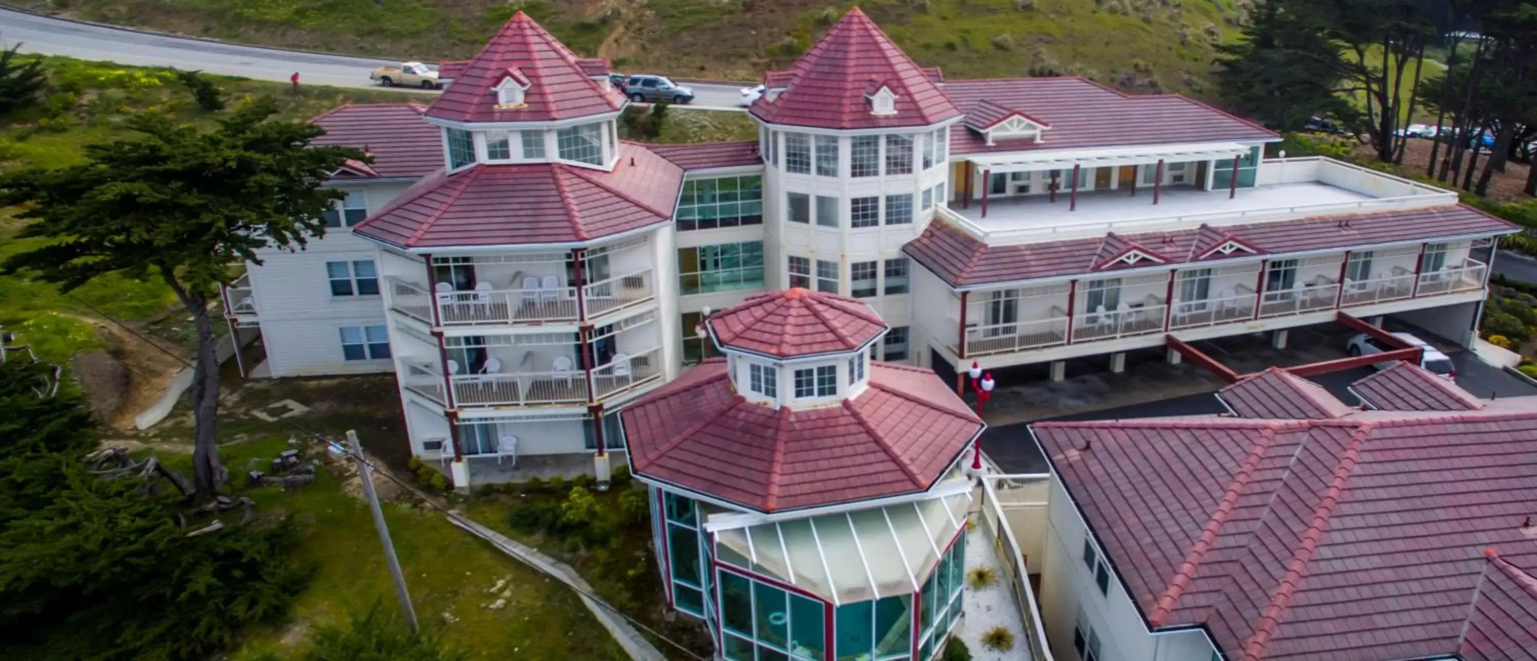 Property building, Bird's-eye View in Pacifica Beach Hotel