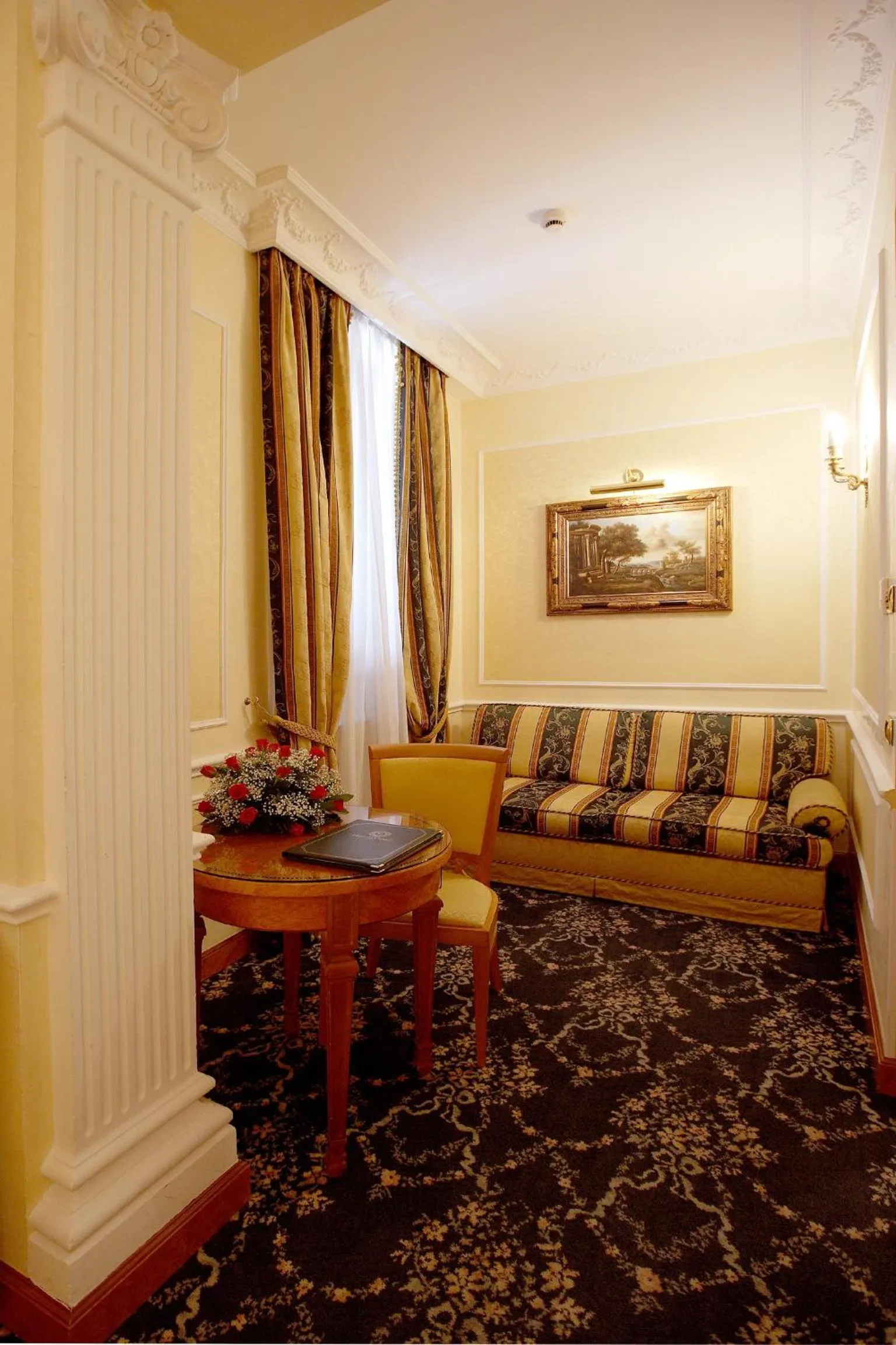 Living room in Hotel dei Consoli Vaticano