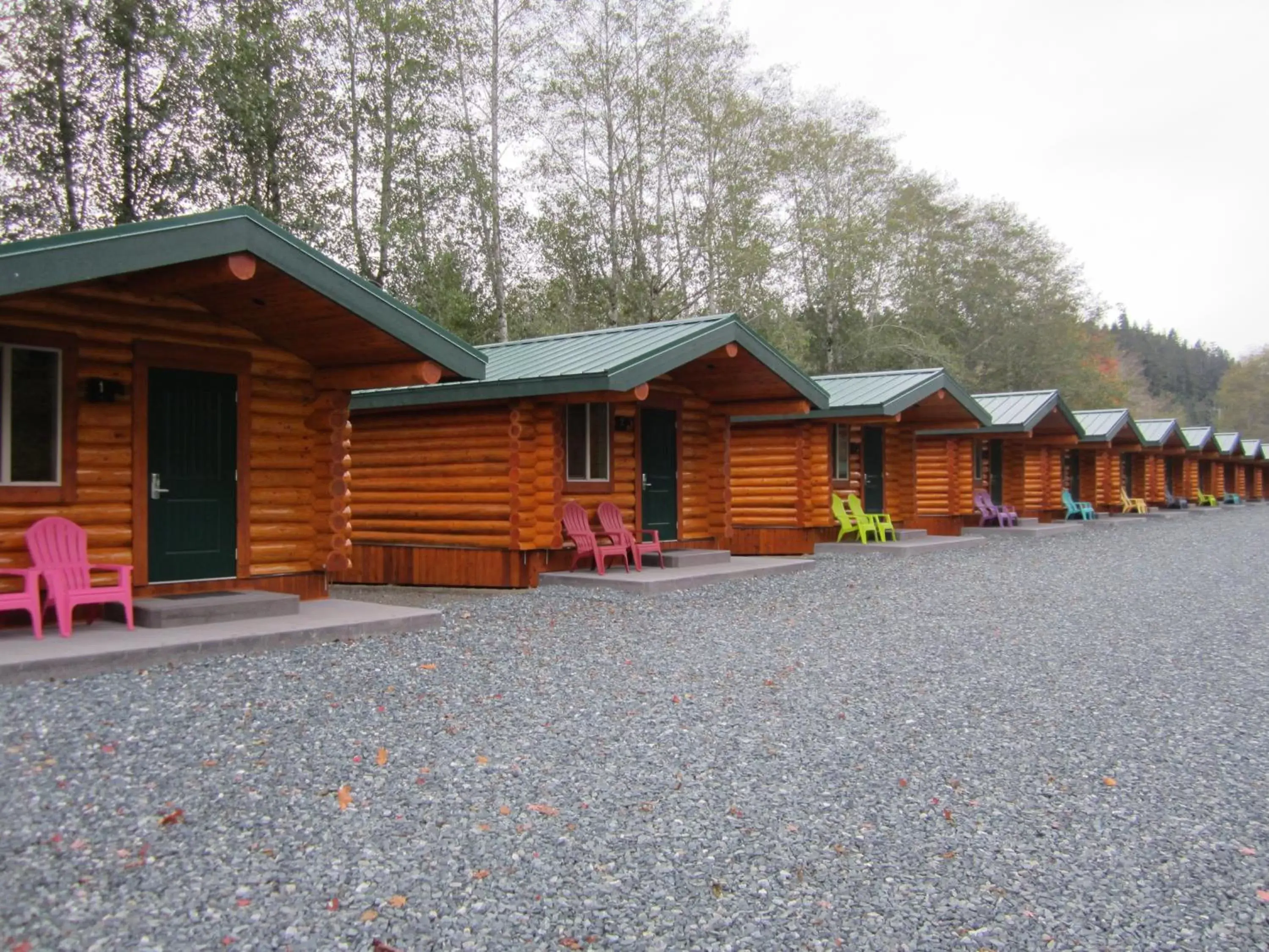 Facade/entrance, Property Building in Port Hardy Cabins