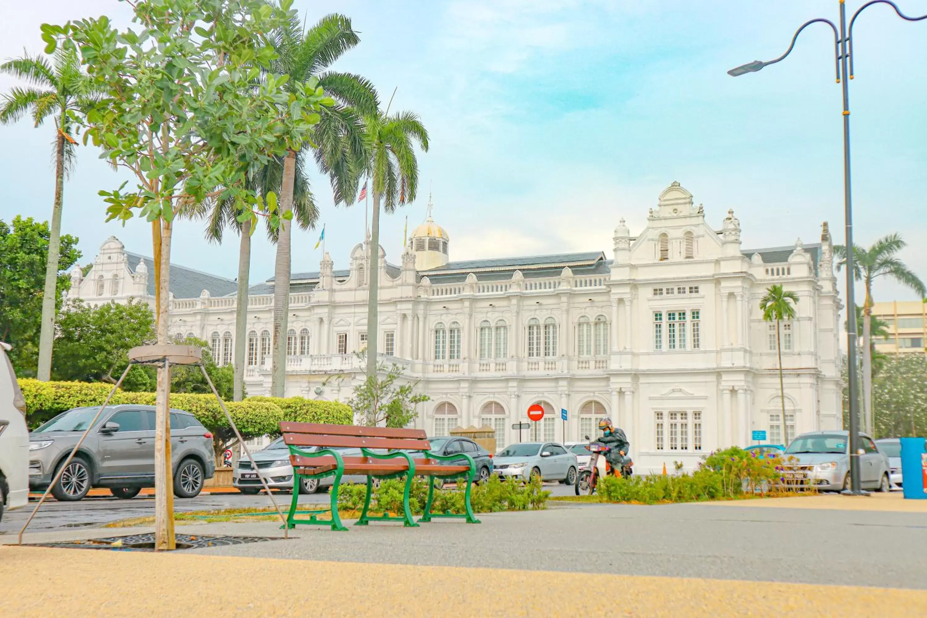 Nearby landmark, Property Building in Bishop Hotel