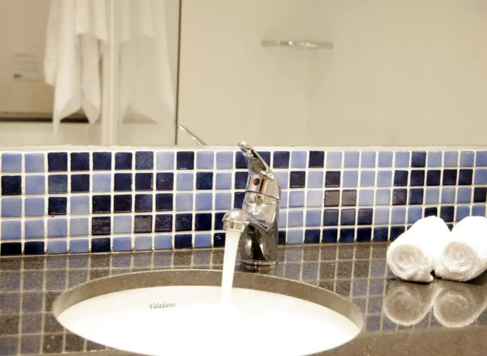 Bathroom in Holiday Inn Express Campo de Gibraltar-Barrios, an IHG Hotel