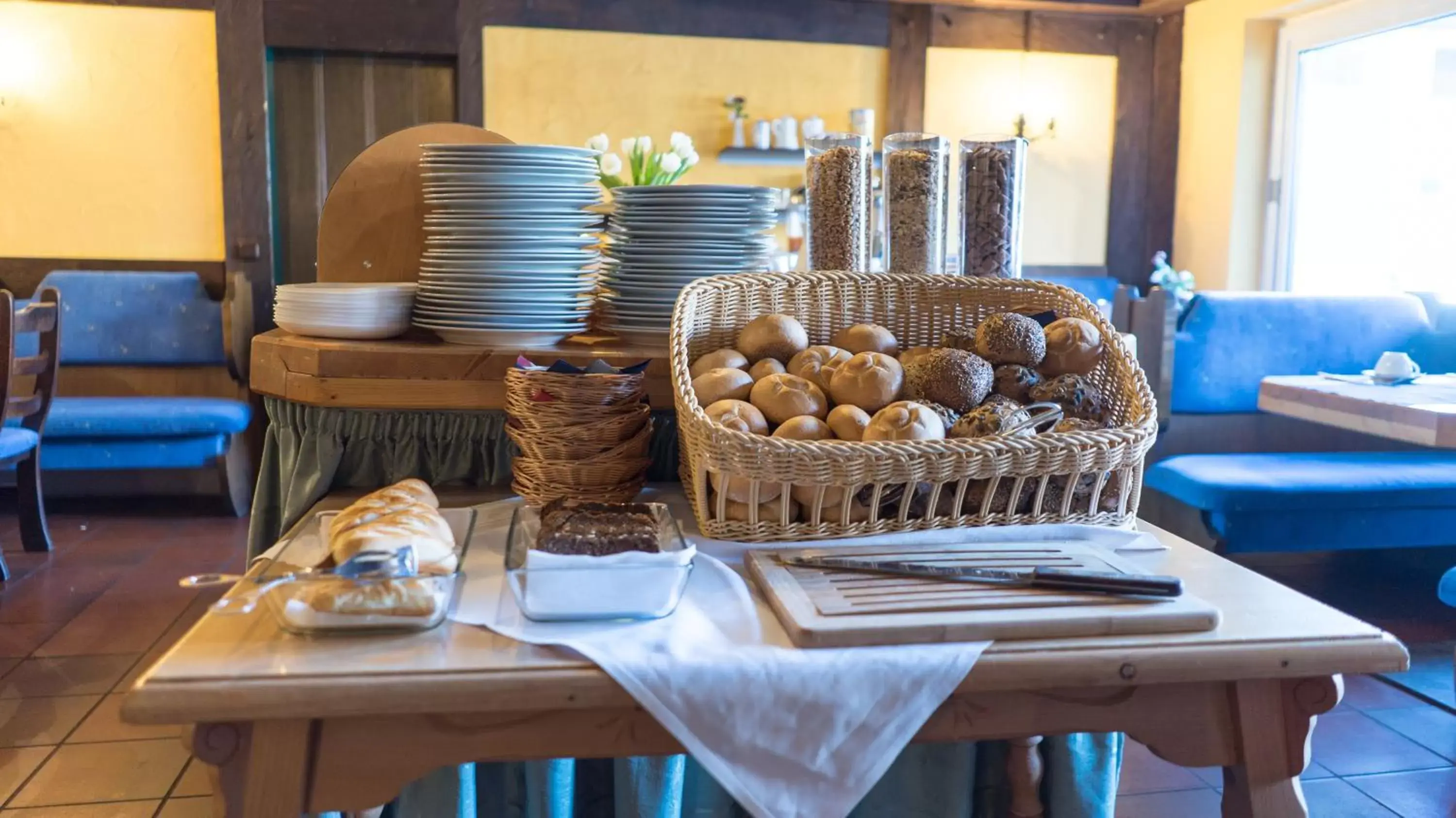Buffet breakfast, Food in Hotel Quellenhof