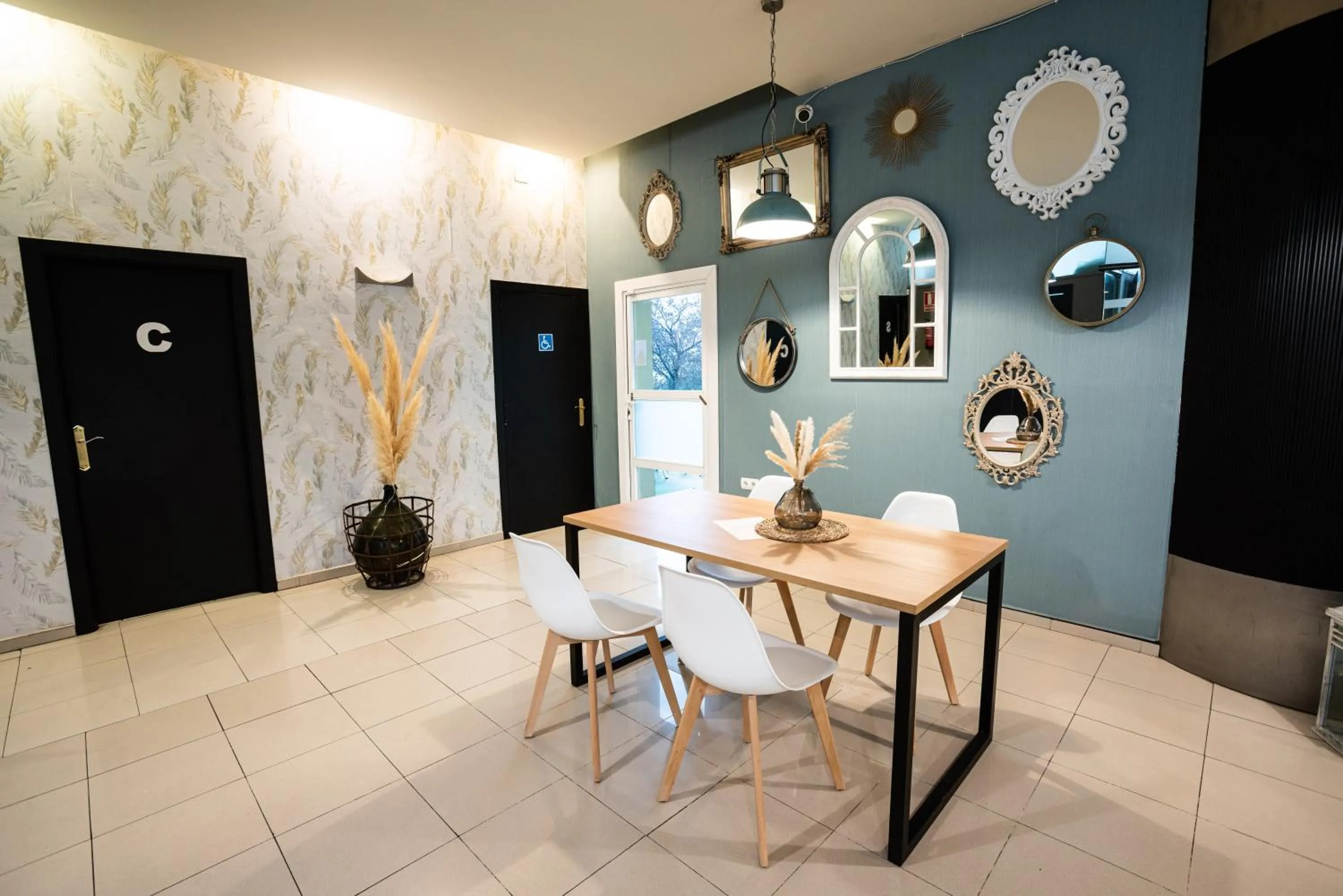 Restaurant/places to eat in Hotel Spa Sinagoga