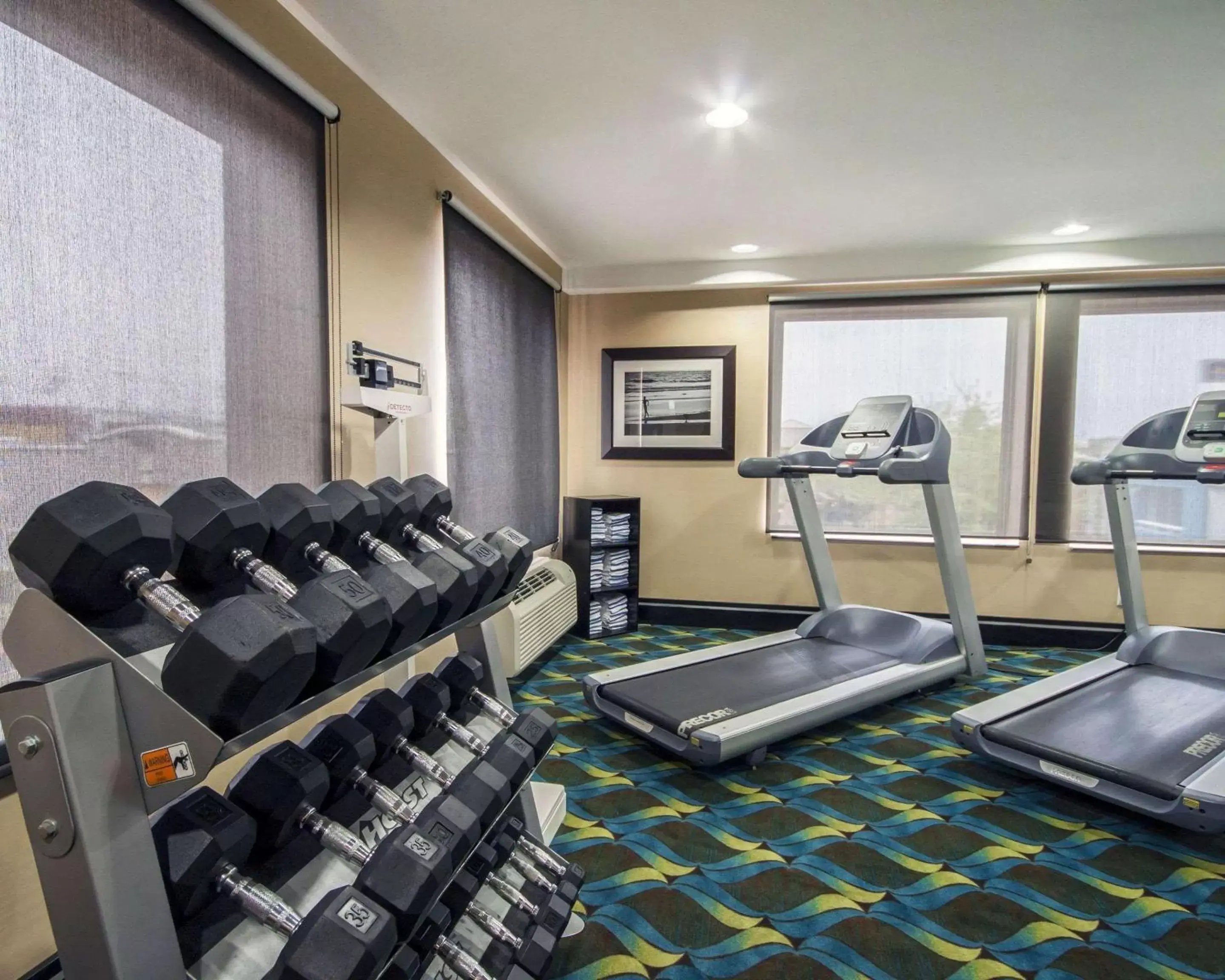 Fitness centre/facilities, Fitness Center/Facilities in Comfort Inn & Suites I-10 Airport