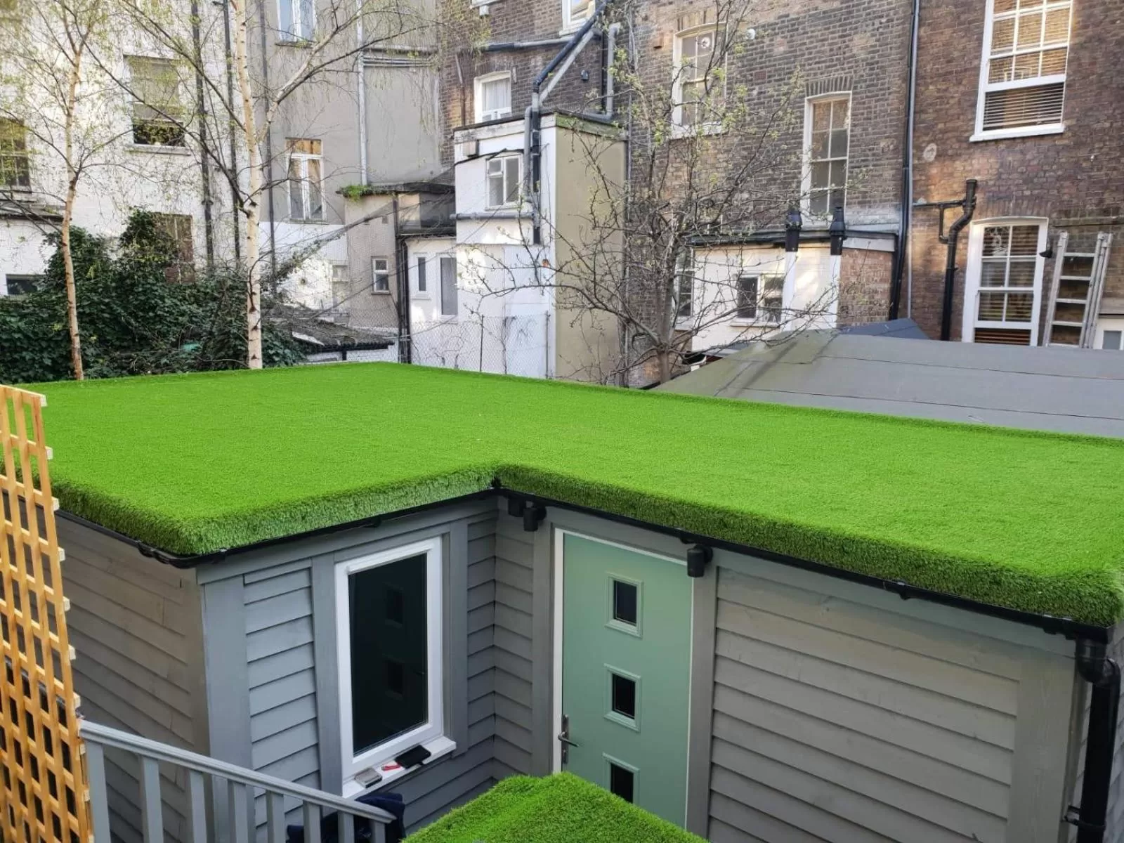 Property building in KX Rooms Kings Cross