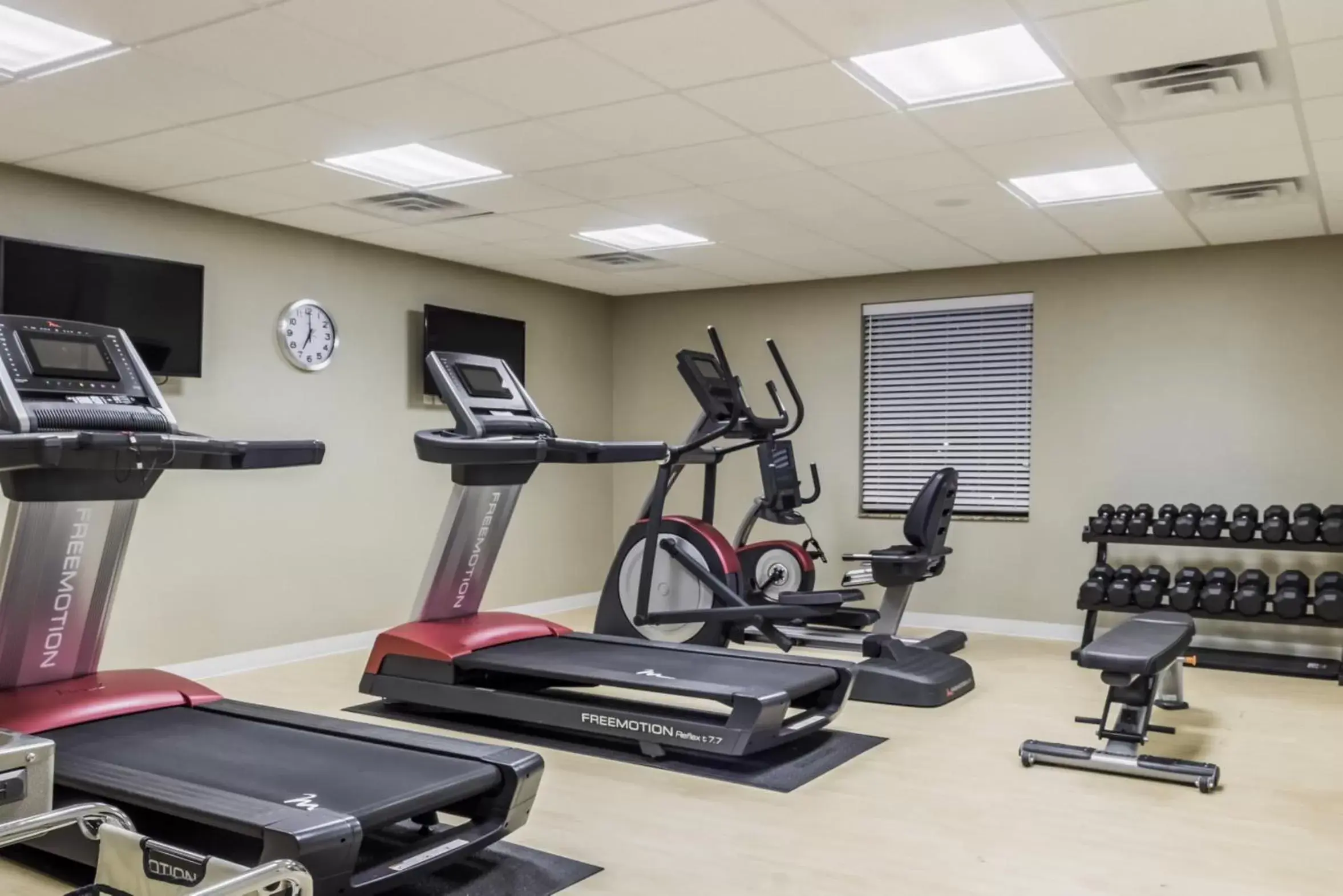 Fitness centre/facilities, Fitness Center/Facilities in Comfort Inn & Suites Avera Southwest