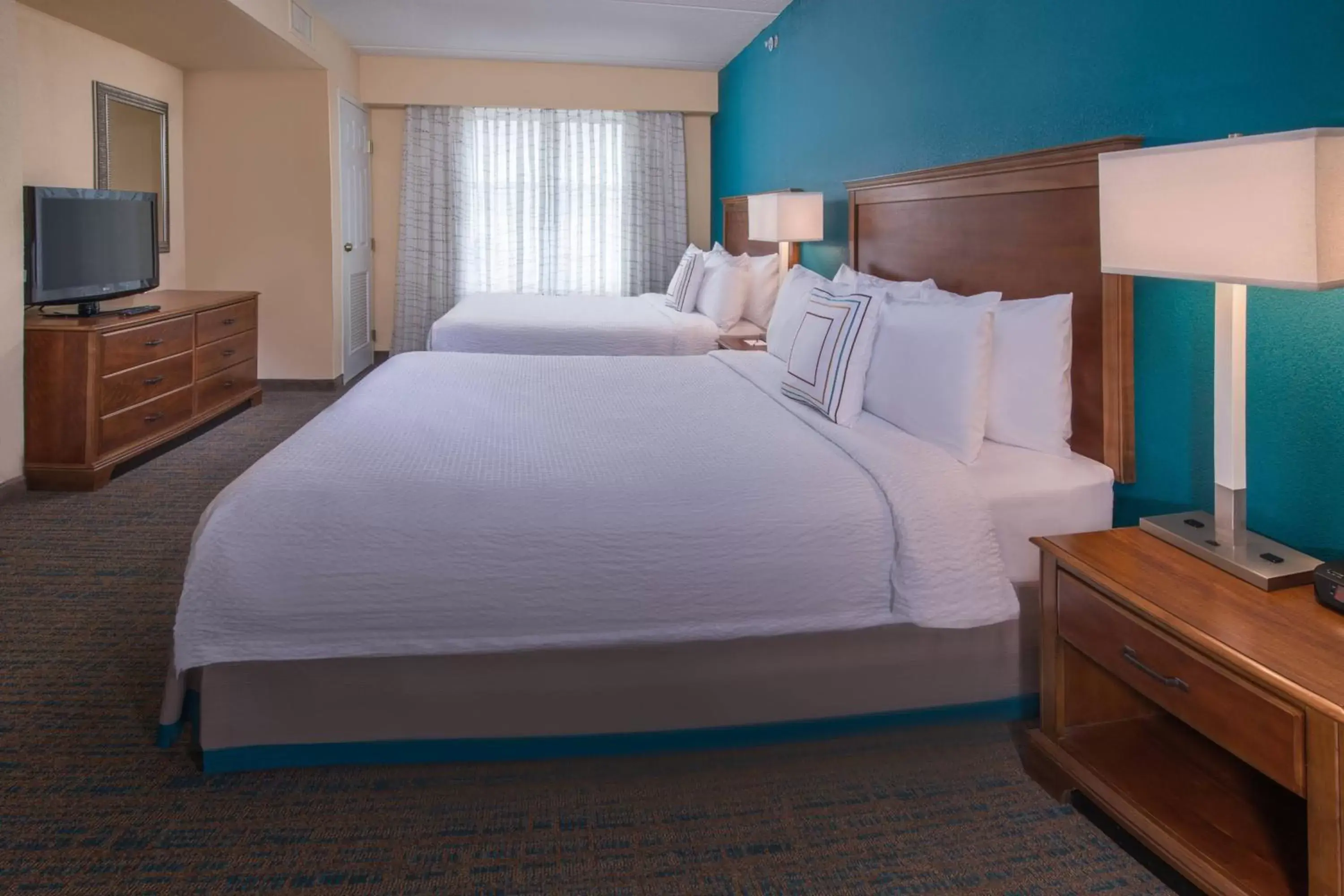 Bedroom, Bed in Residence Inn by Marriott Chesapeake Greenbrier