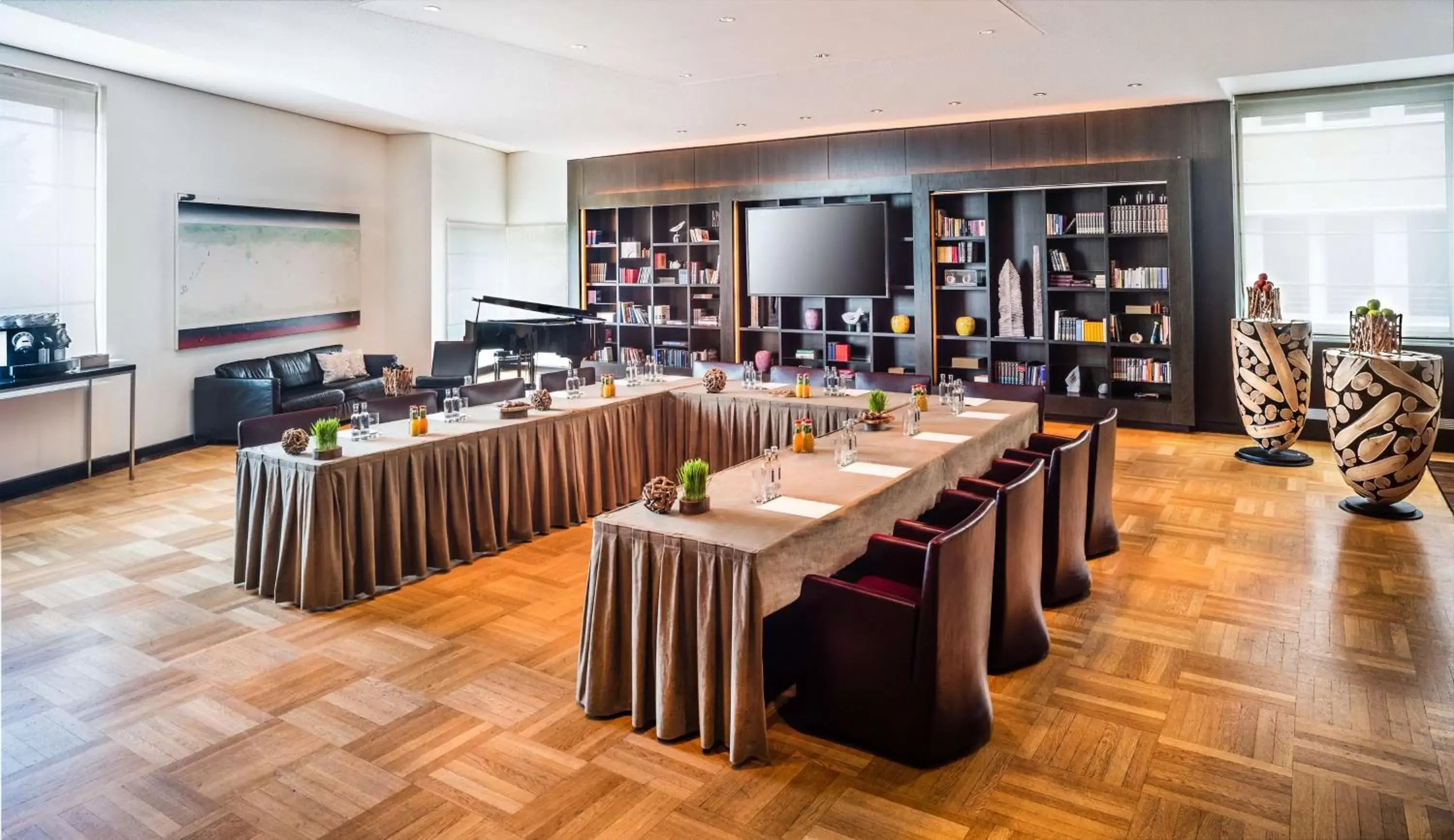 Meeting/conference room in Grand Hyatt Berlin