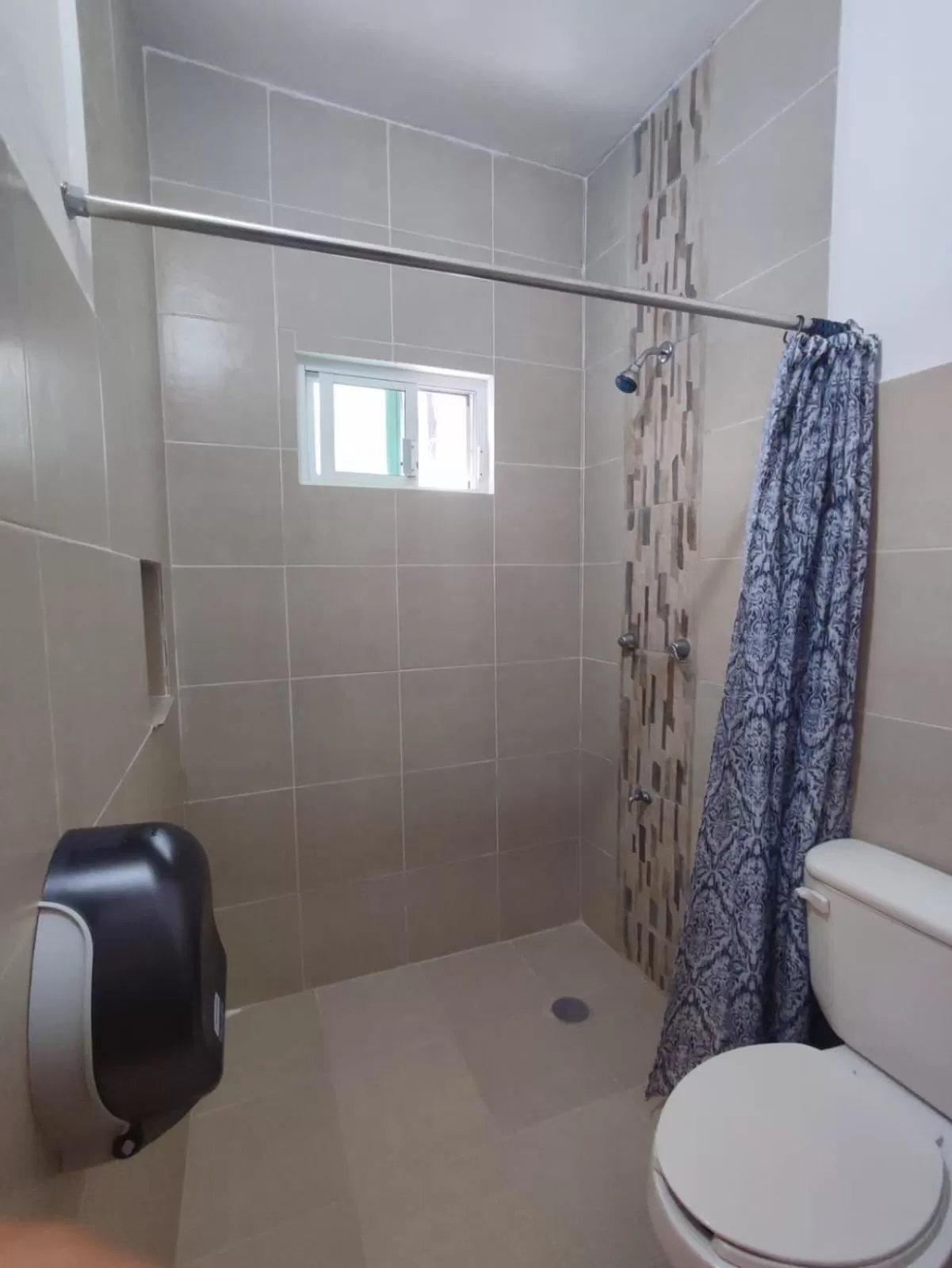 Shower, Bathroom in Hotel Rath