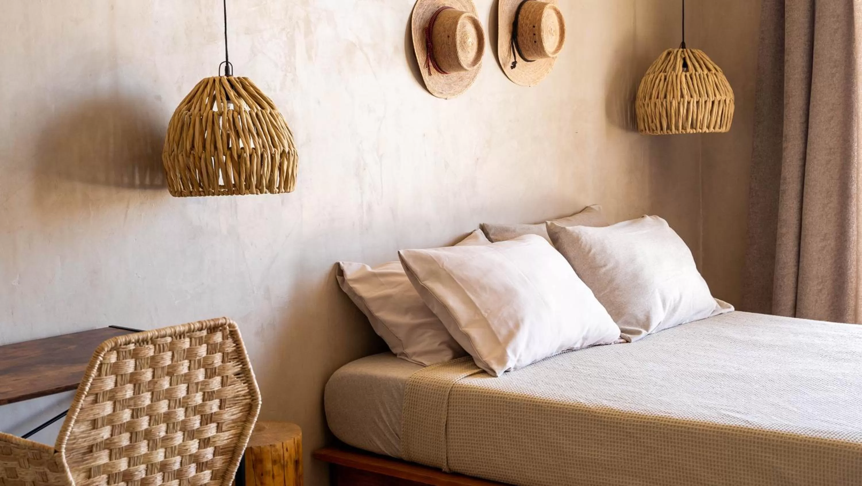 Bedroom, Bed in Baja Temple