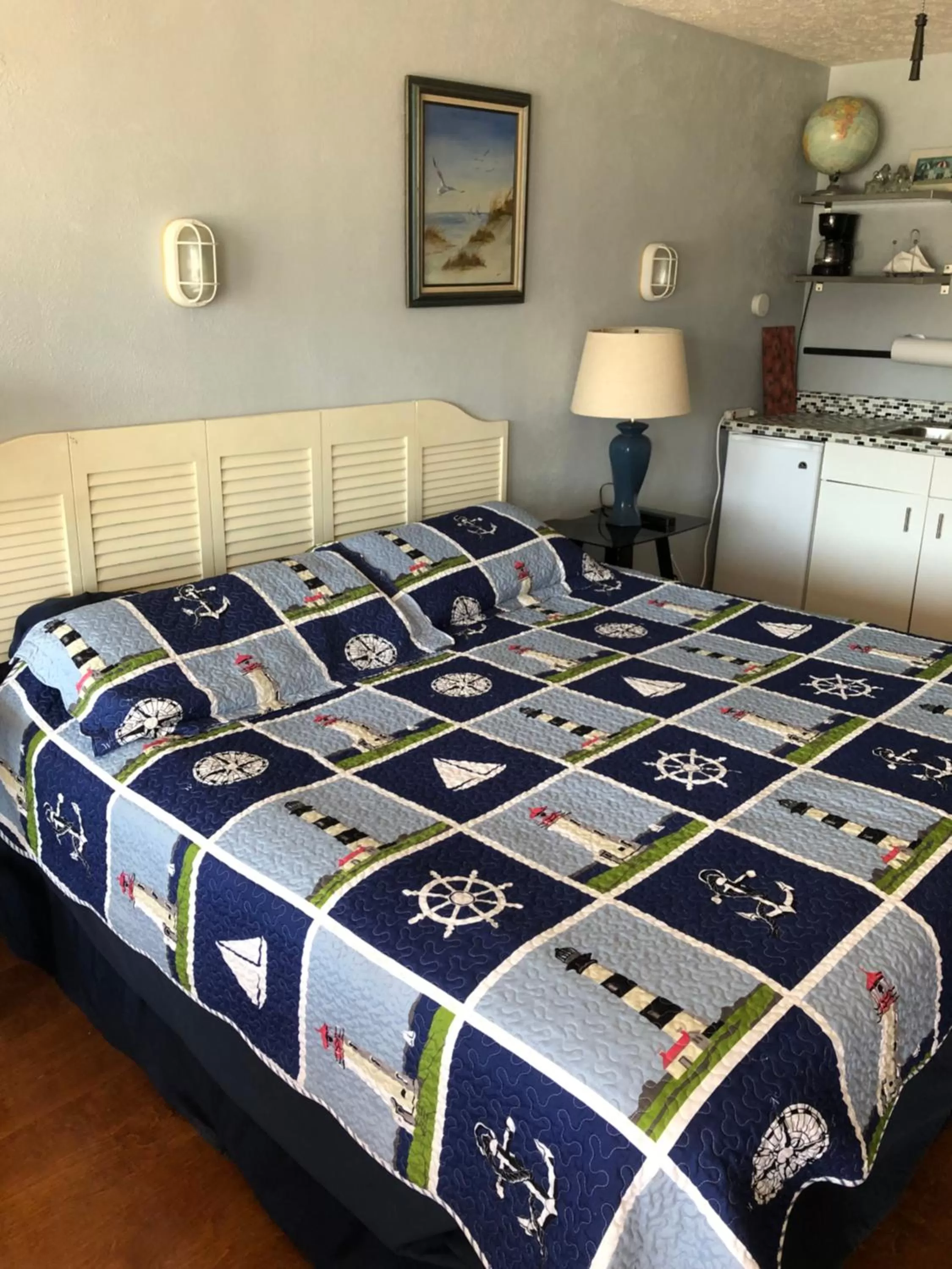 Bedroom in Capri Beach Hotel