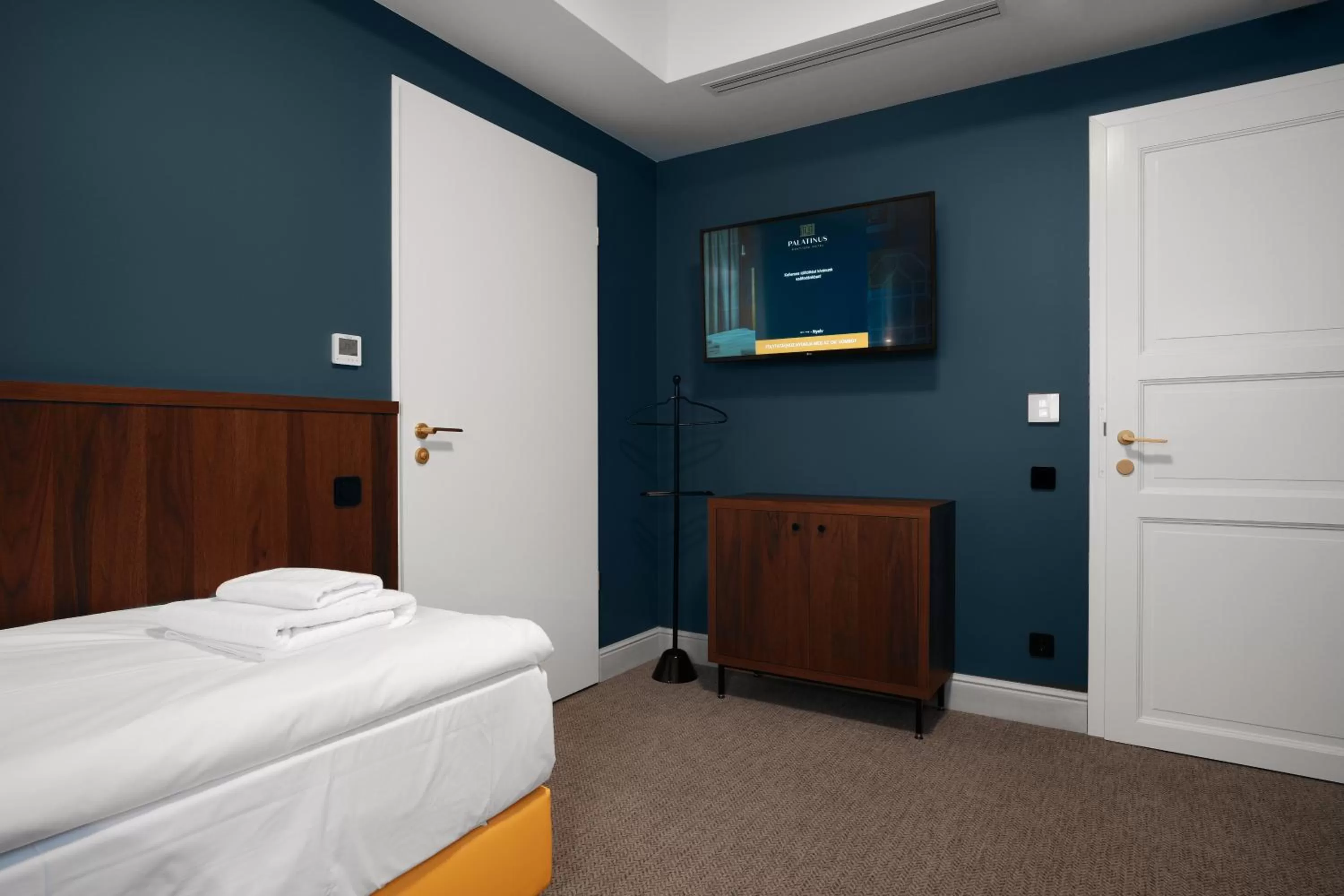 Photo of the whole room, Bed in Palatinus Boutique Hotel