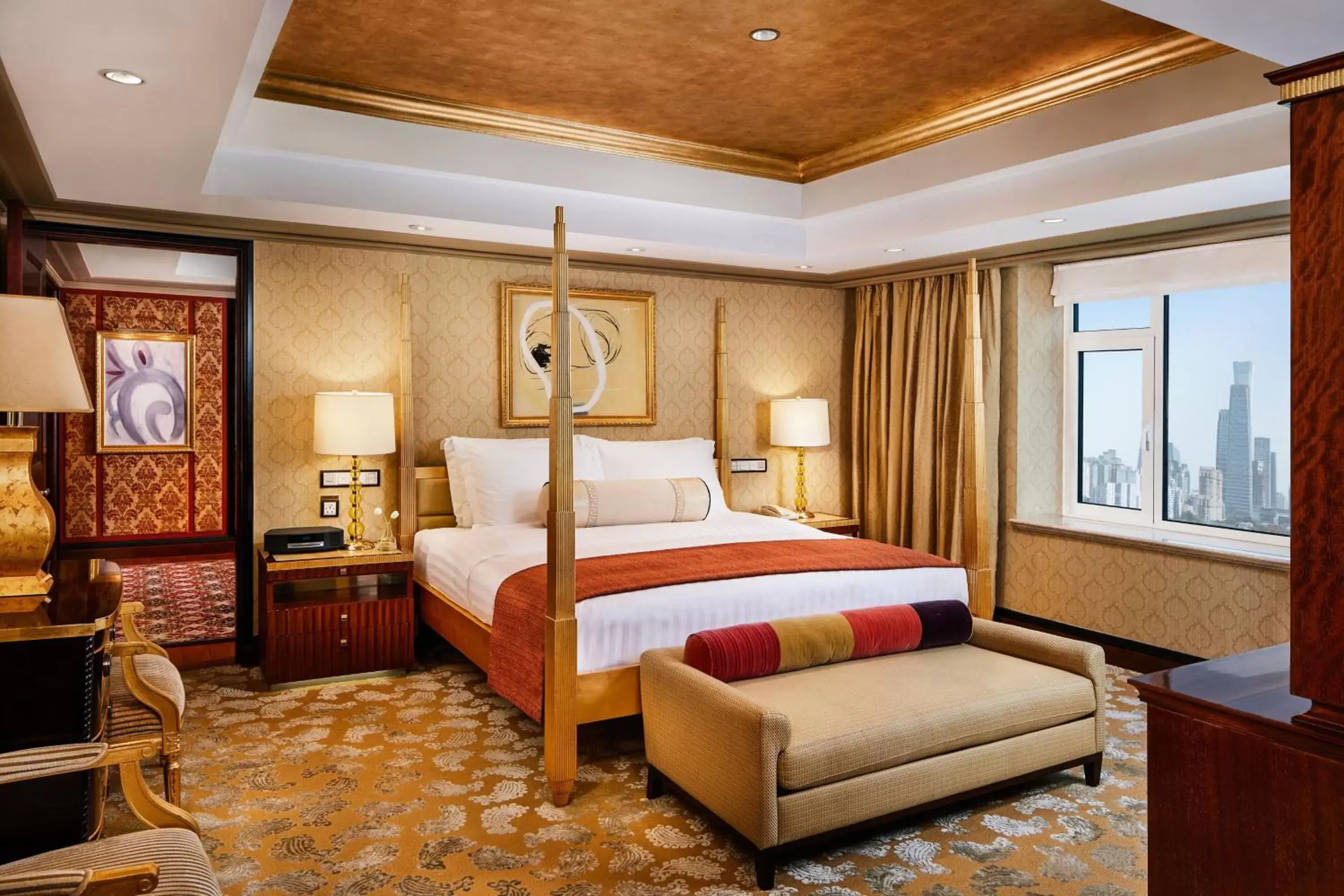 Photo of the whole room, Bed in The St. Regis Beijing