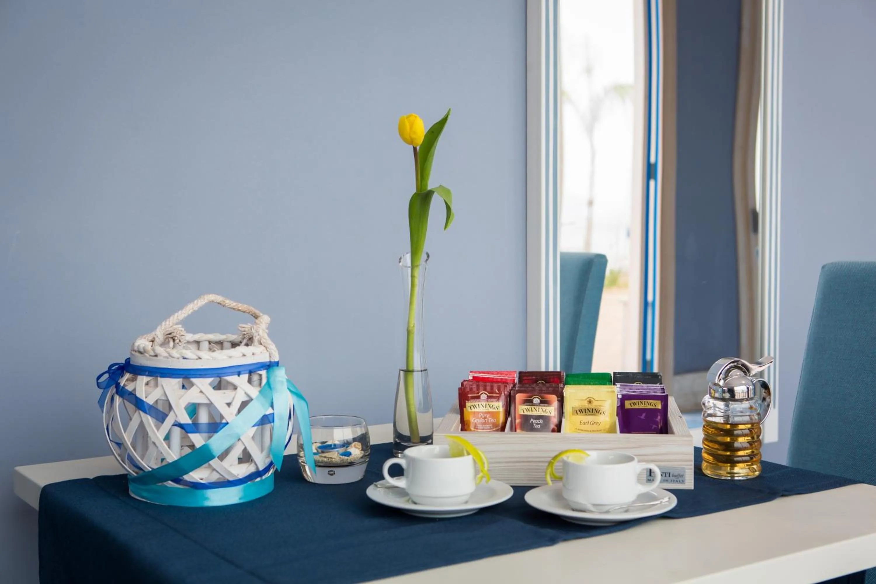 Coffee/tea facilities in Galìa Luxury Resort