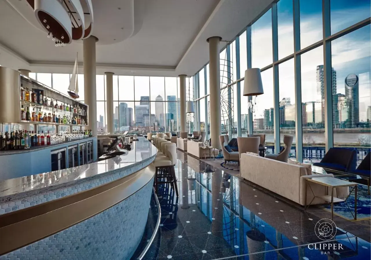 Lounge or bar in Intercontinental London - The O2, an IHG Hotel