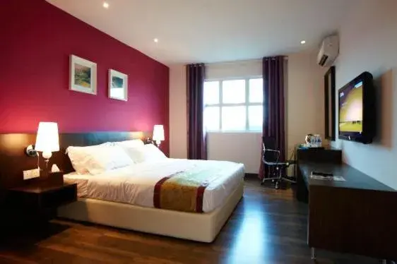 Photo of the whole room, Bed in D Boutique Hotel