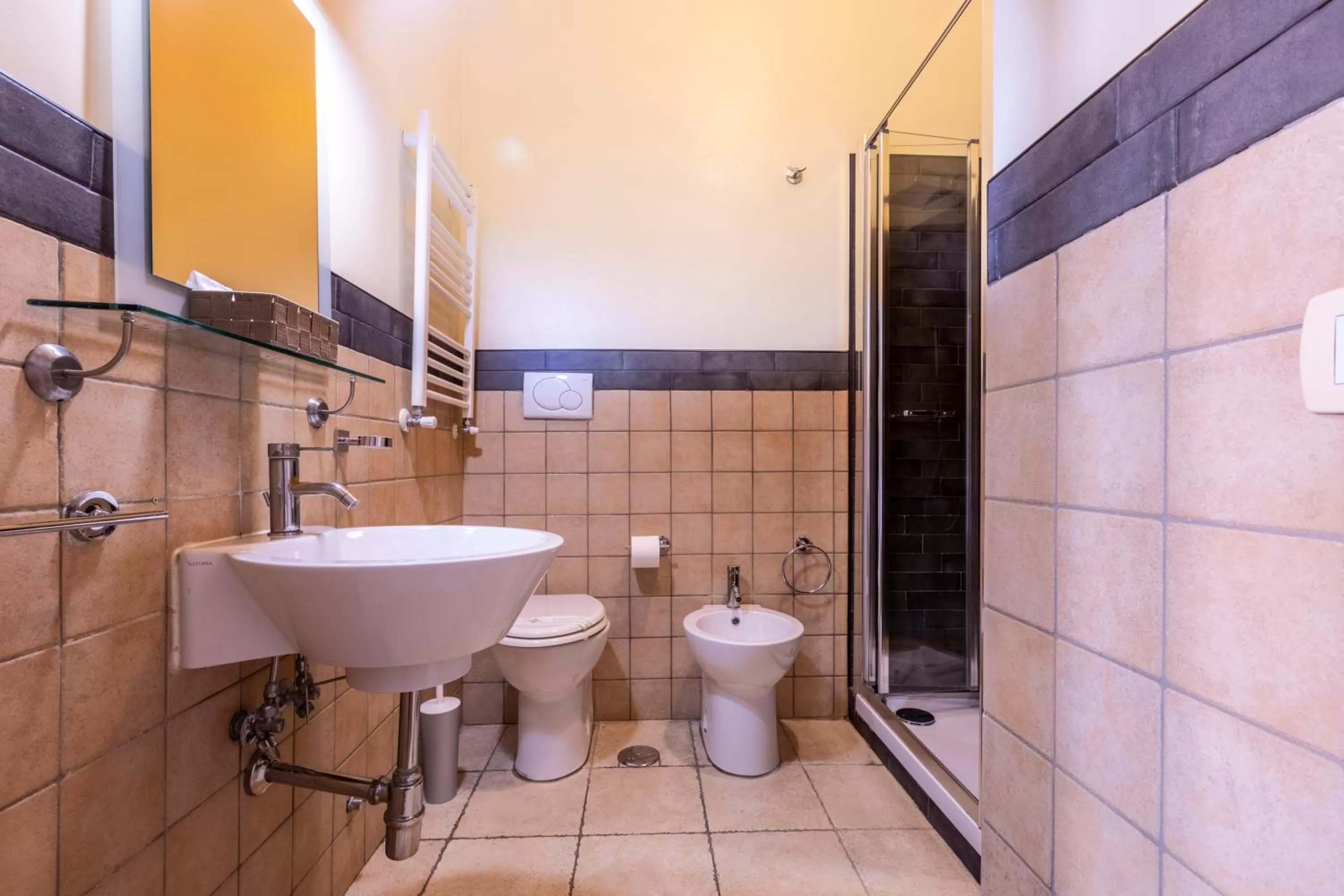 Shower in Suites Trastevere