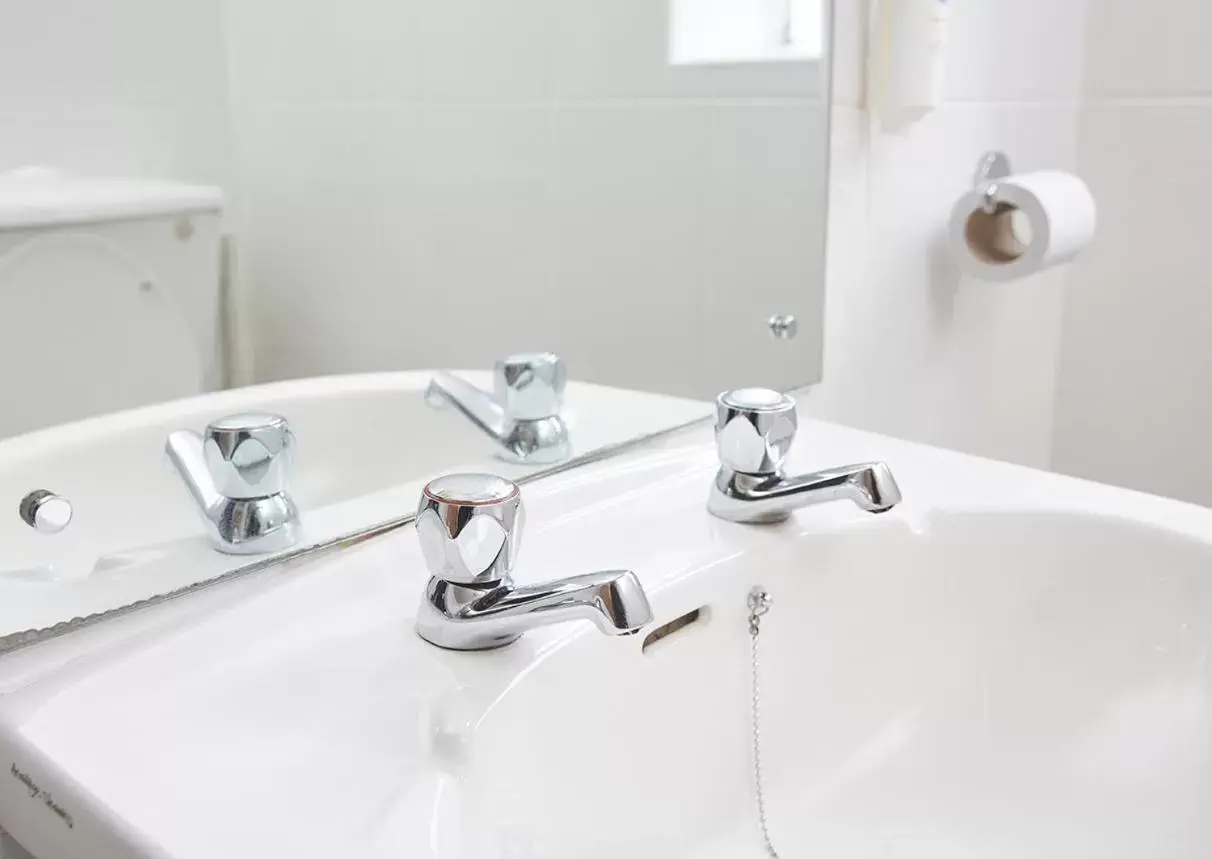 Bathroom in De Trafford Arms by Chef & Brewer Collection