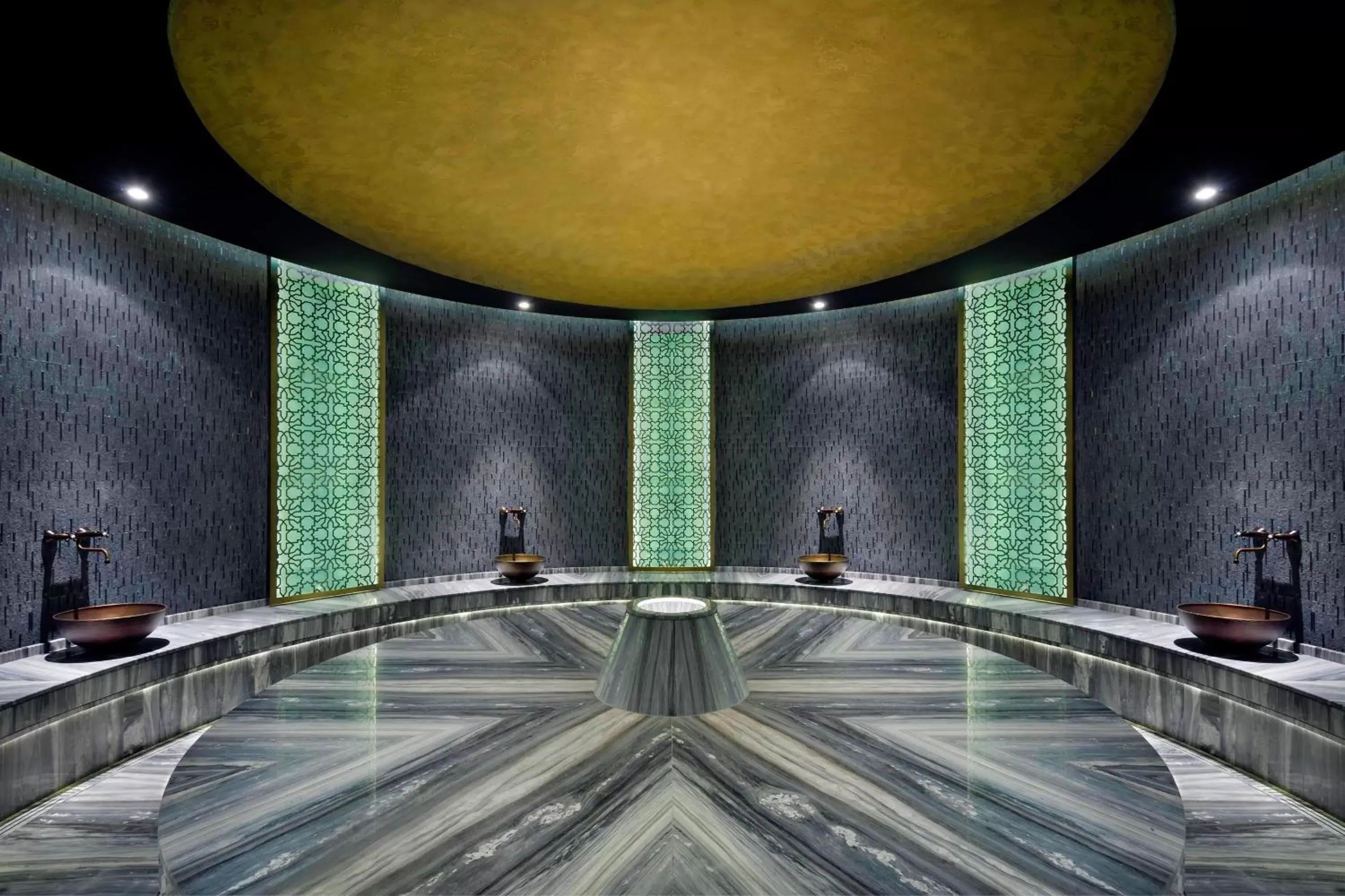 Spa and wellness centre/facilities, Swimming Pool in JW Marriott Marquis Hotel Dubai