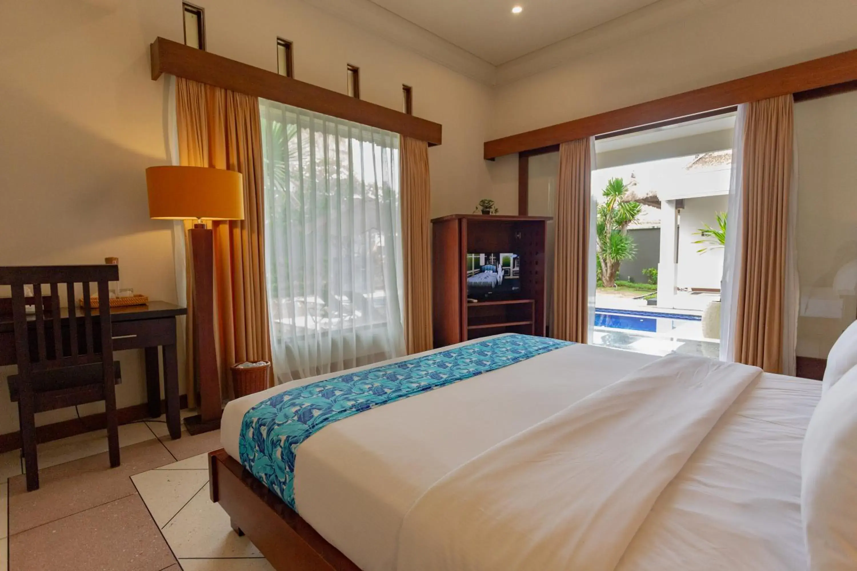 Bed in The Mutiara Jimbaran Boutique Villas