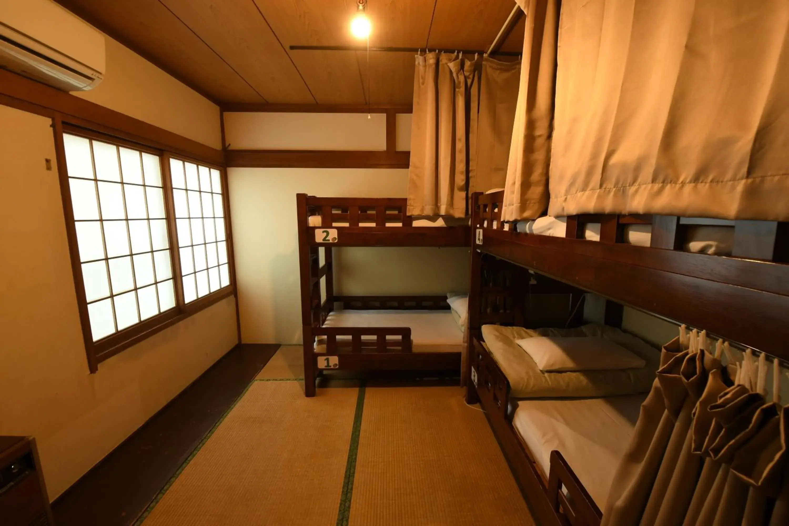 Photo of the whole room, Bunk Bed in Onsen yado Hamayu Nagi