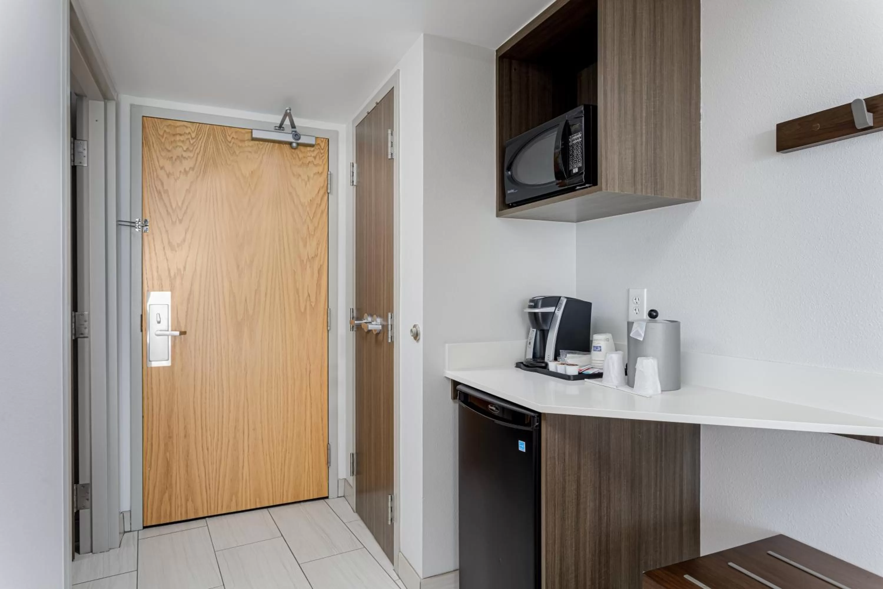 Photo of the whole room in Holiday Inn Express Pensacola Beach by IHG