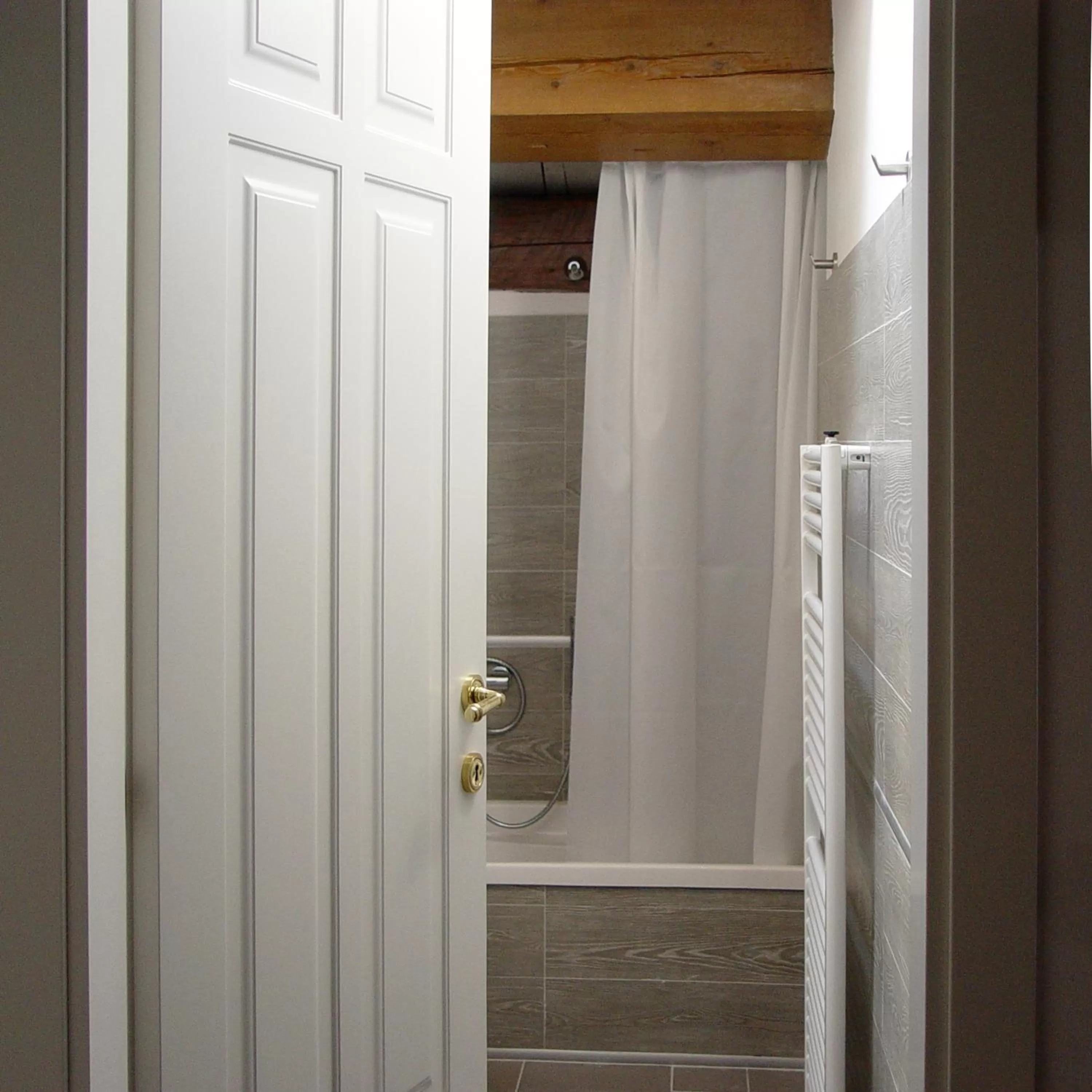 Bathroom in M Club De Luxe B&B