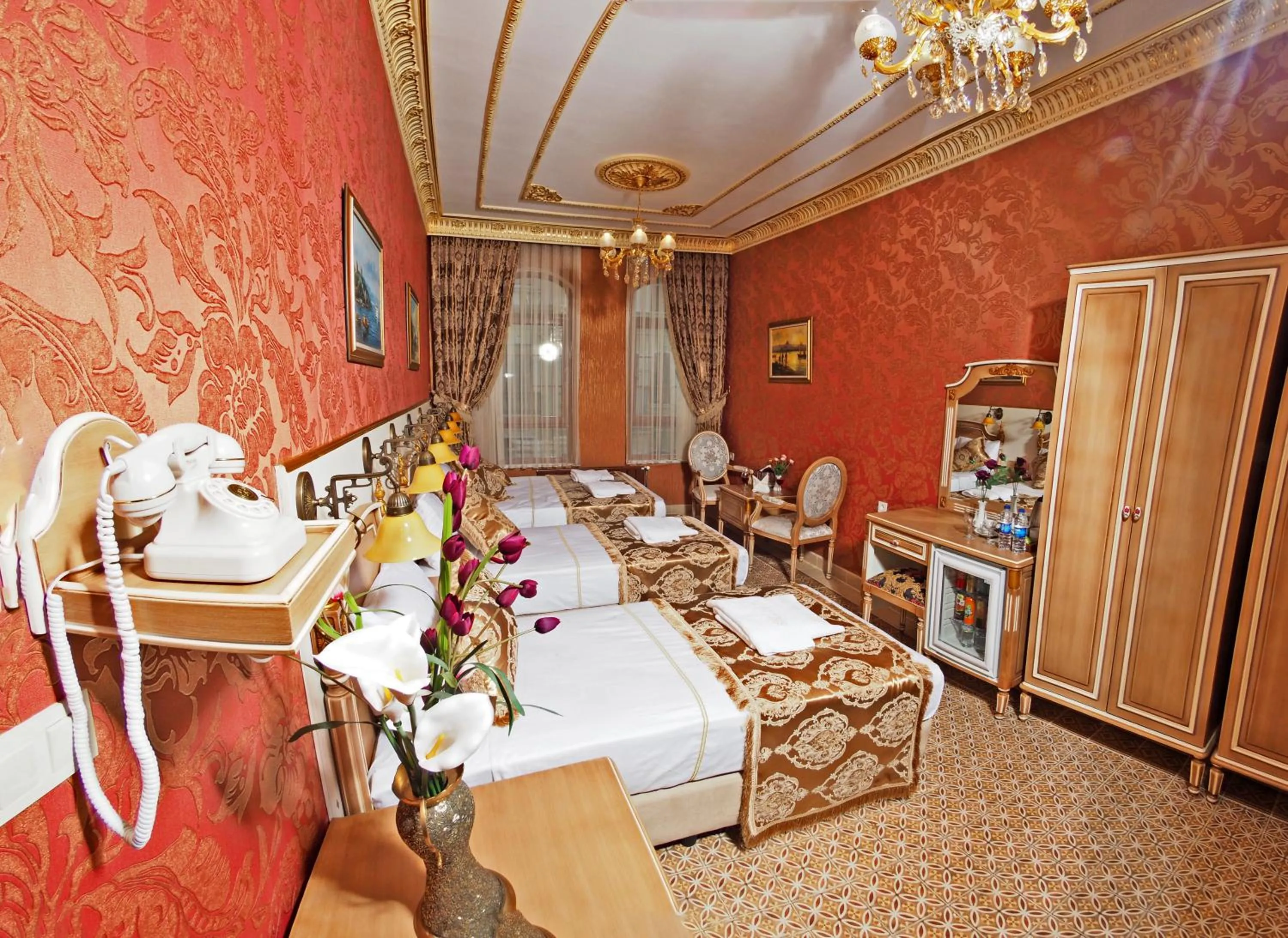 Photo of the whole room in Glamour Classic Hotel Istanbul Sirkeci