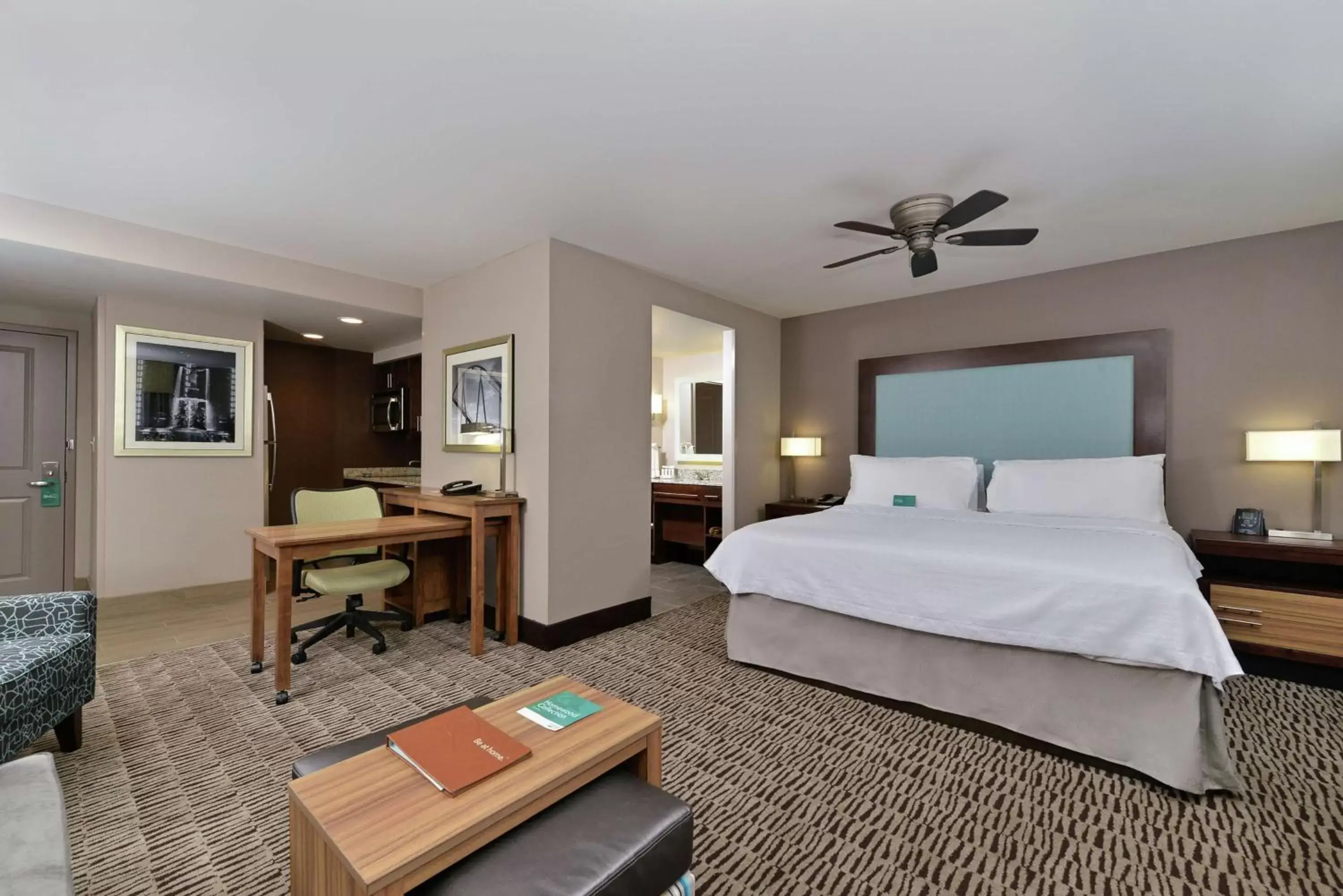 Bedroom, Bed in Homewood Suites by Hilton Cincinnati/Mason