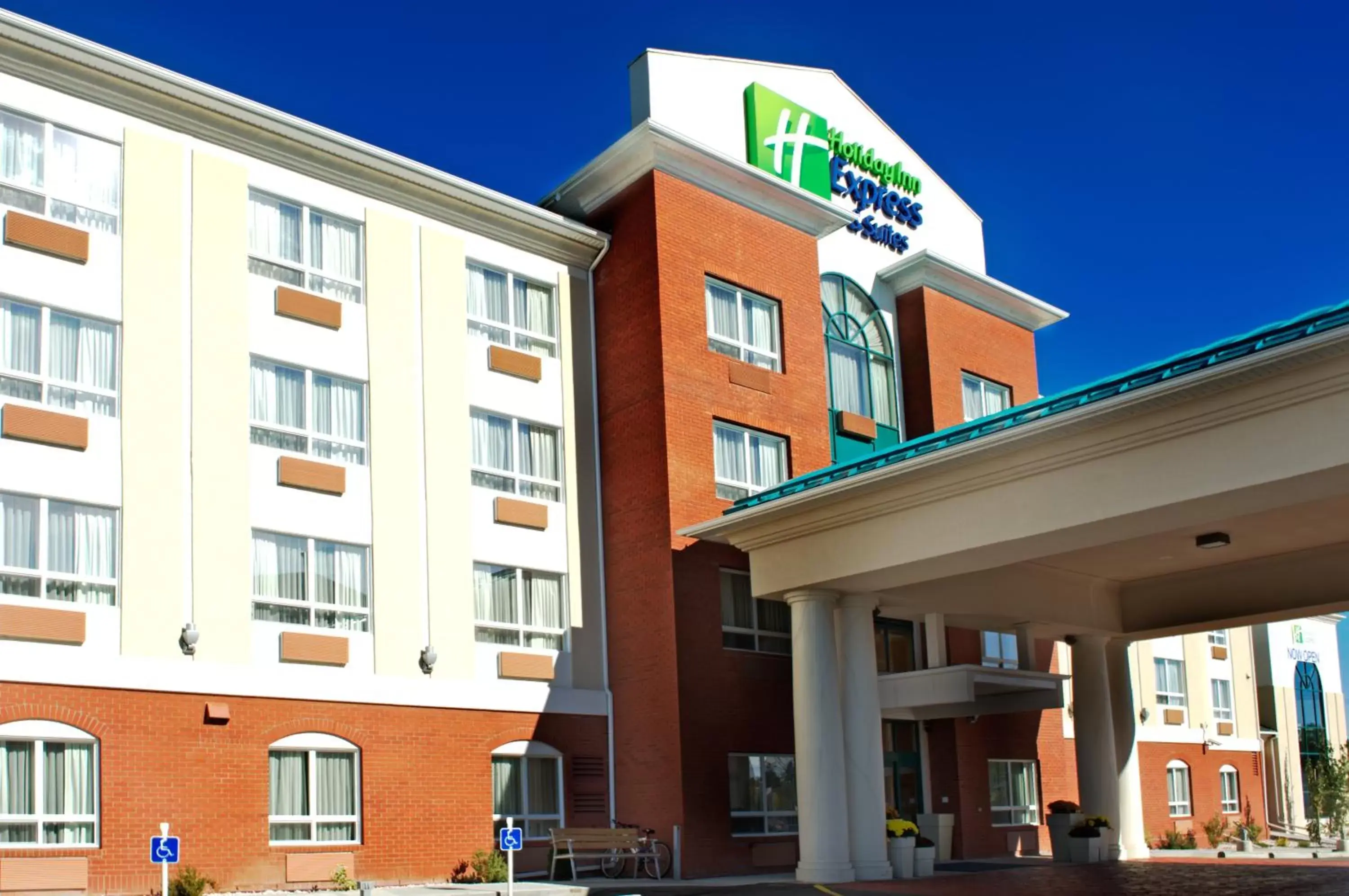 Property Building in Holiday Inn Express Hotel & Suites Edson, an IHG Hotel