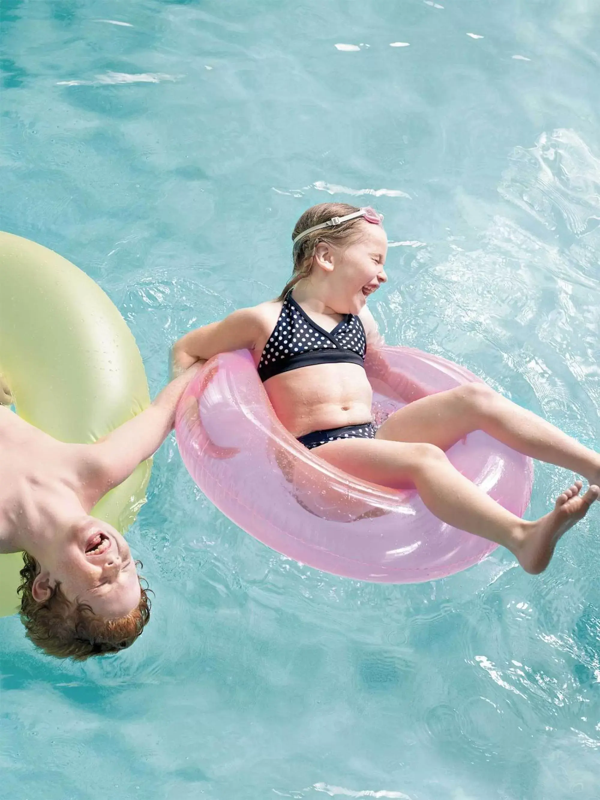 Swimming Pool in Country Inn & Suites by Radisson, San Diego North, CA