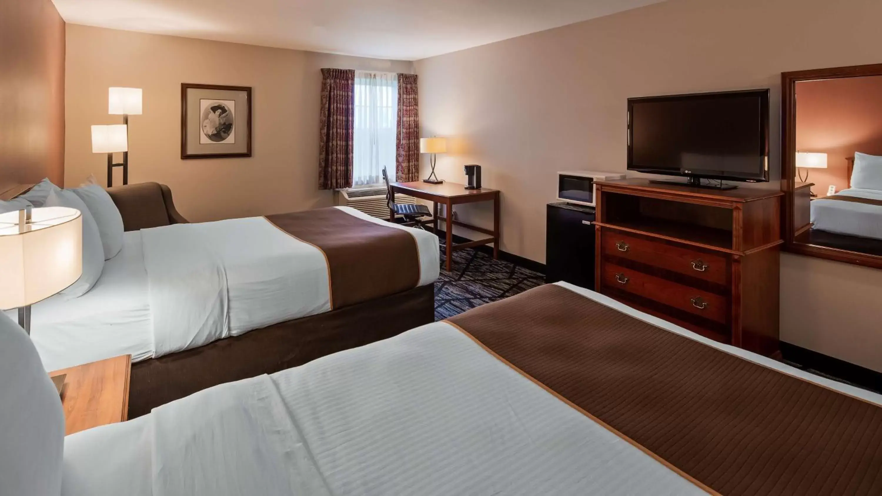 Bedroom, Bed in SureStay Plus Hotel by Best Western Auburn