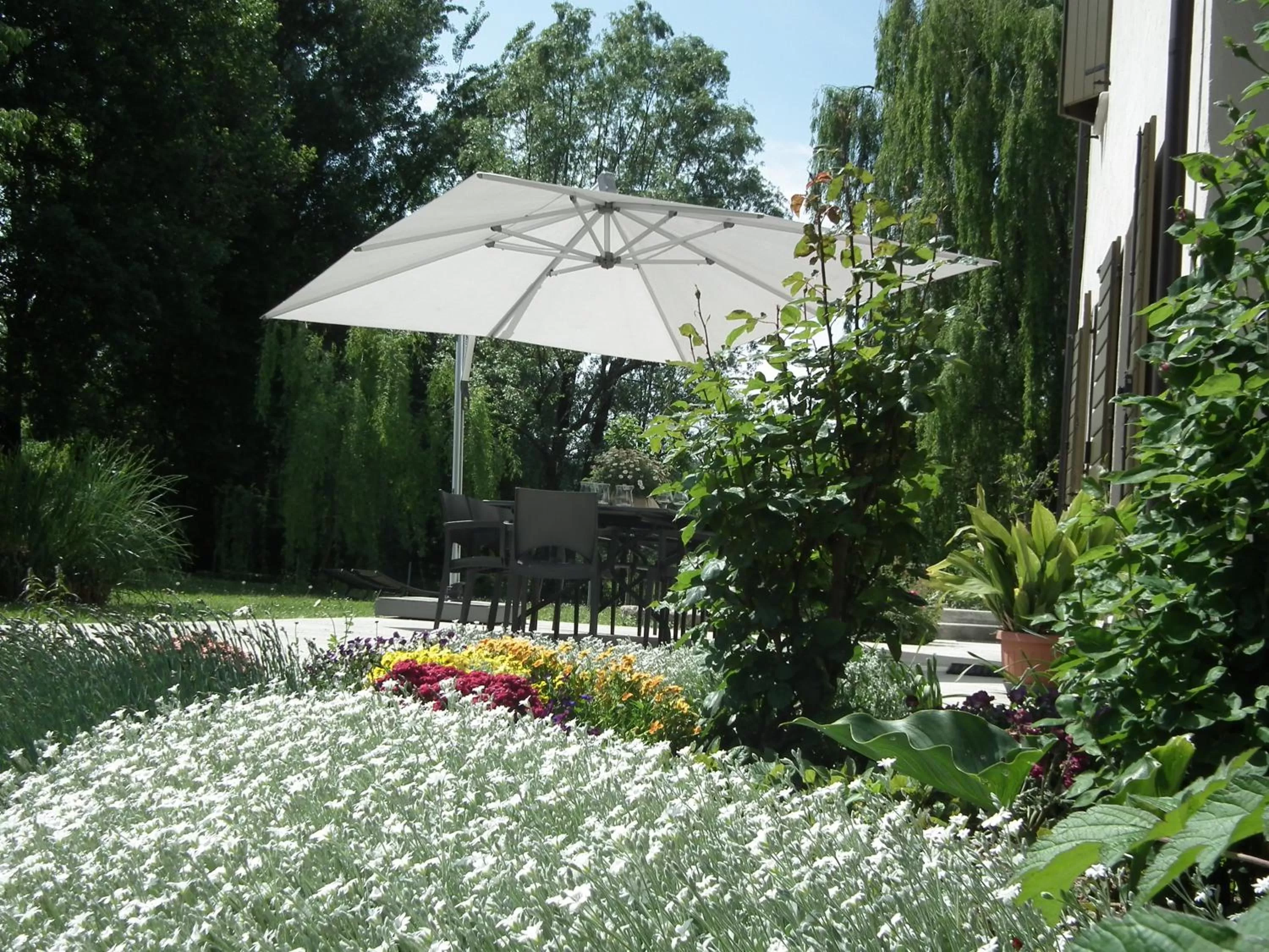 Property building, Garden in L'Isolo b&b e case vacanza